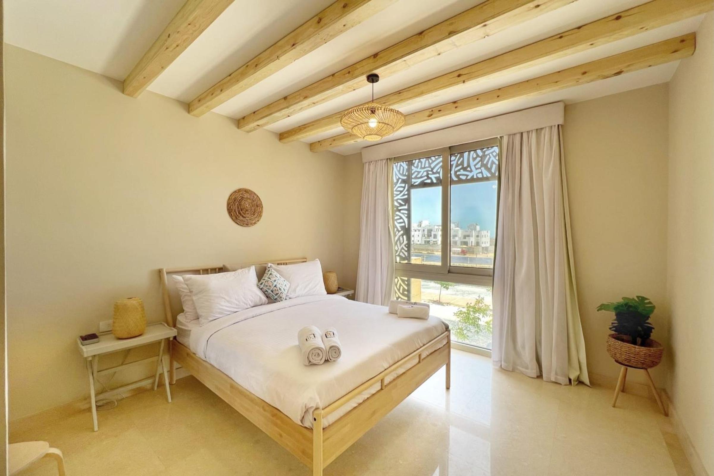 Radiant & Ravishing 2 BDR Mangroovy Free Beach & Pool Access view 2