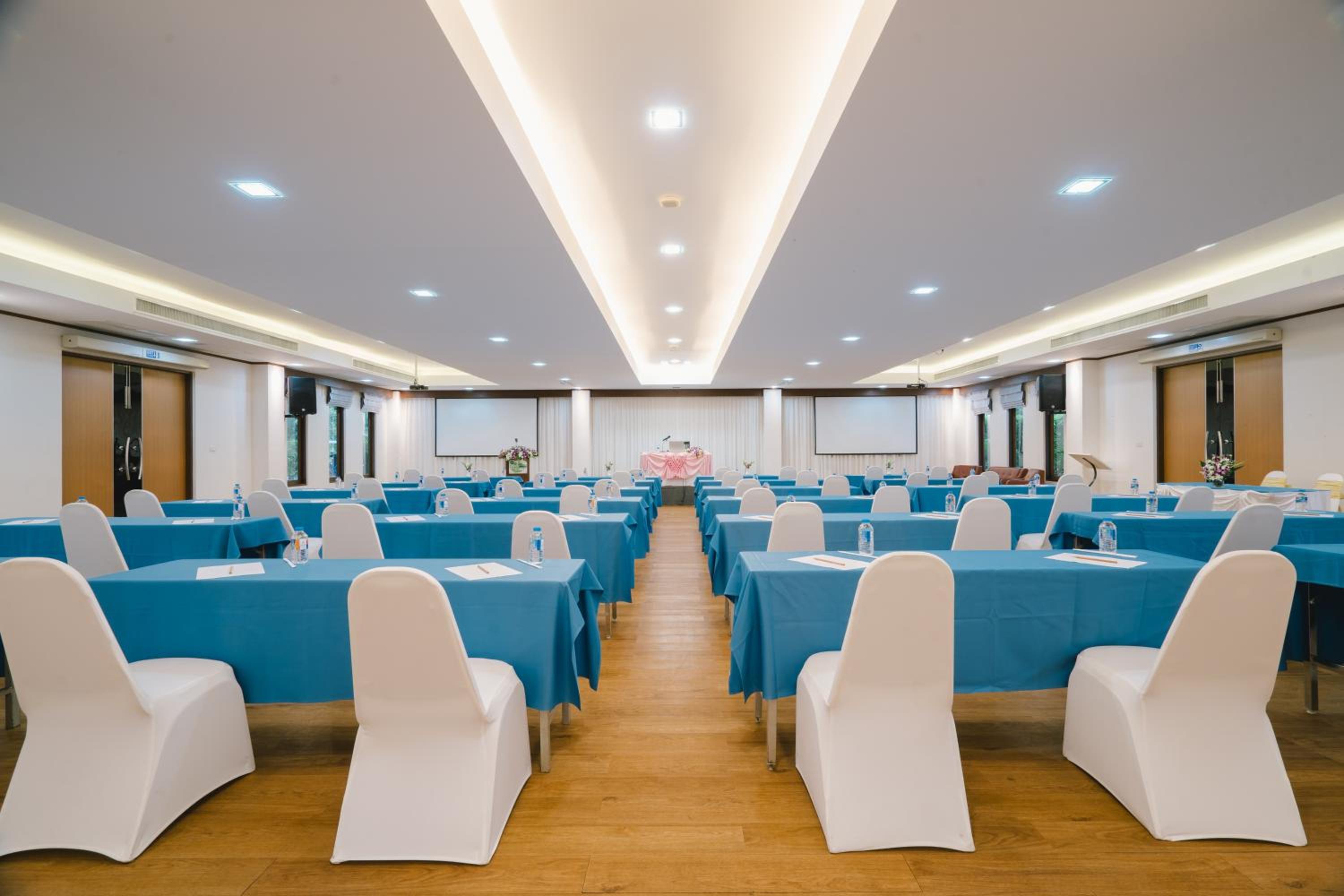 Bor Saen Pool Villa