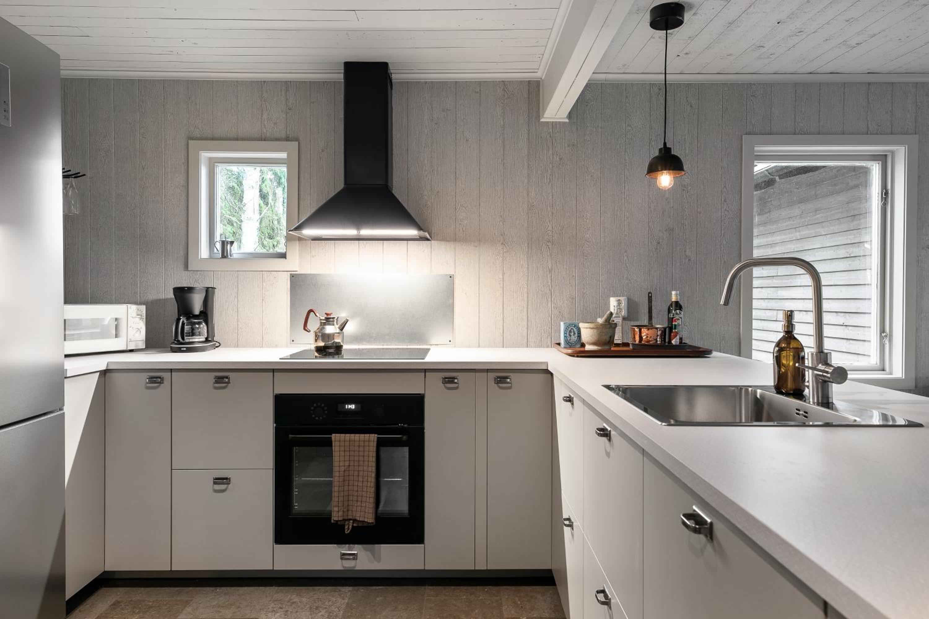 Luxury family home near the water for eight people view 2