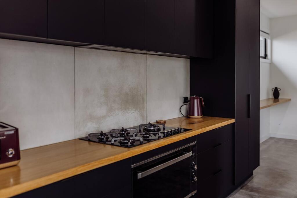 Scandi at Stieglitz Sleeps 6 Modern & Stylish