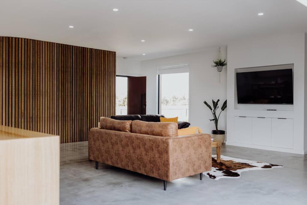 Scandi at Stieglitz Sleeps 6 Modern & Stylish