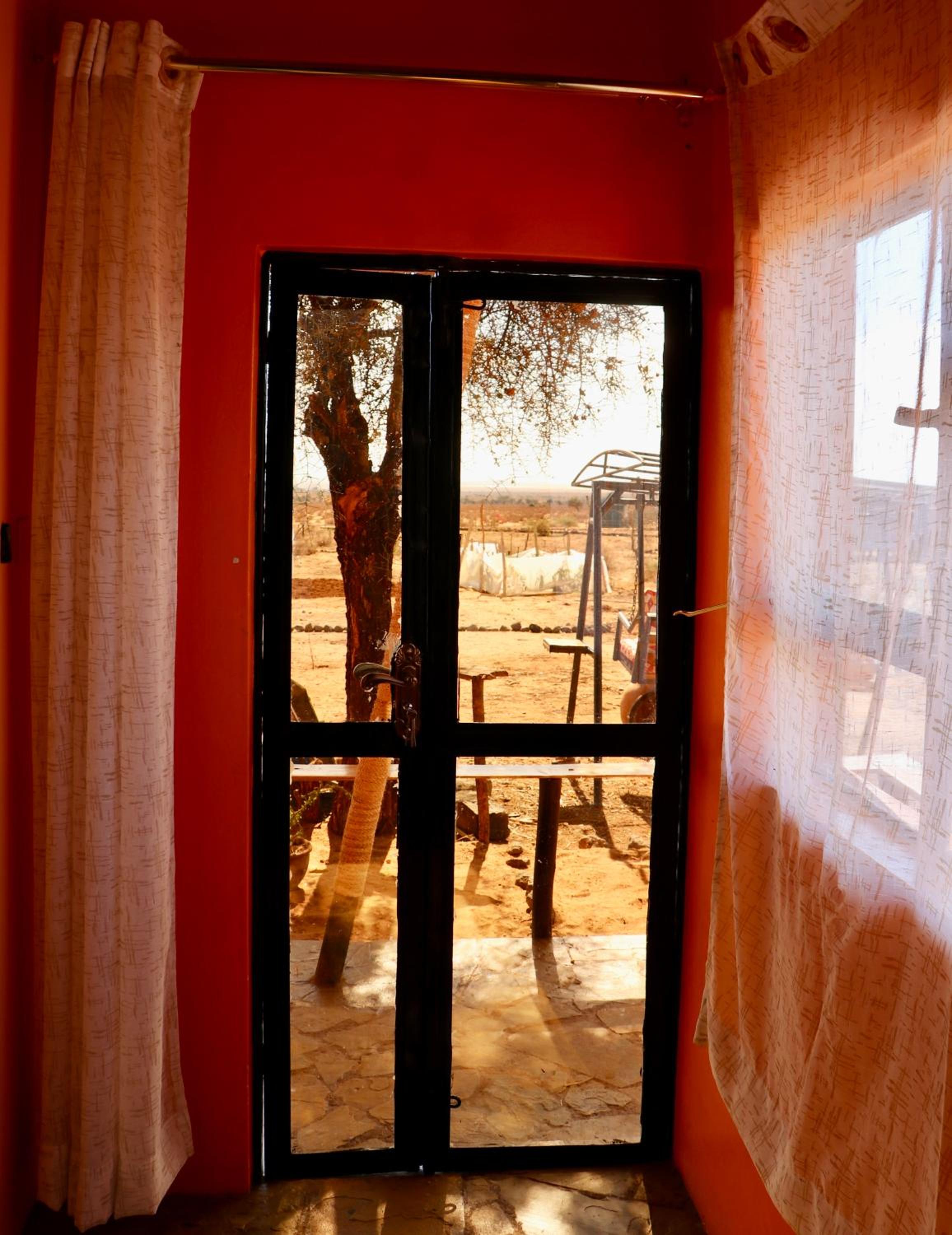 Amboseli RedHouse