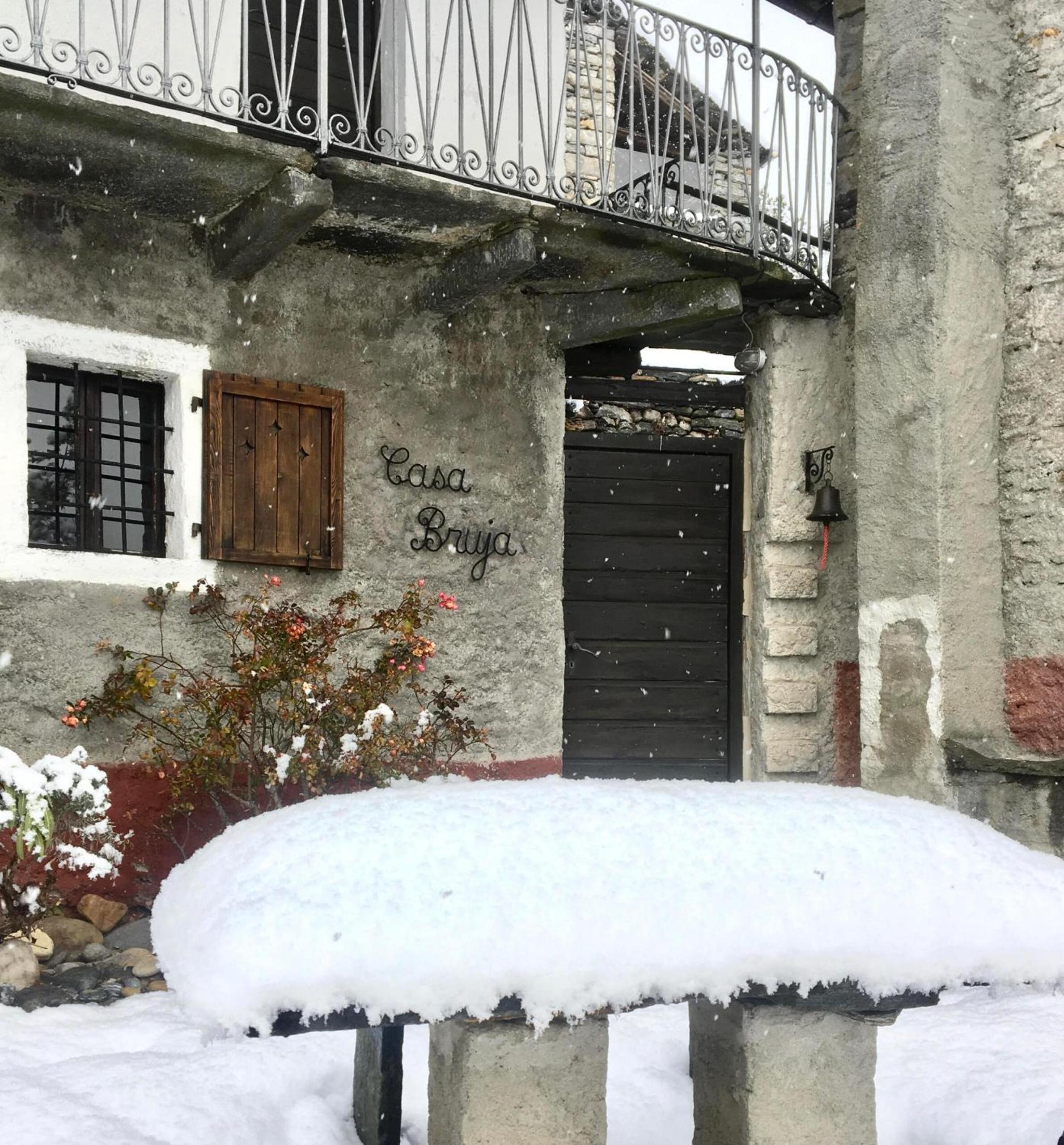 Casa Bruja Tradizionale Rustico Ticinese