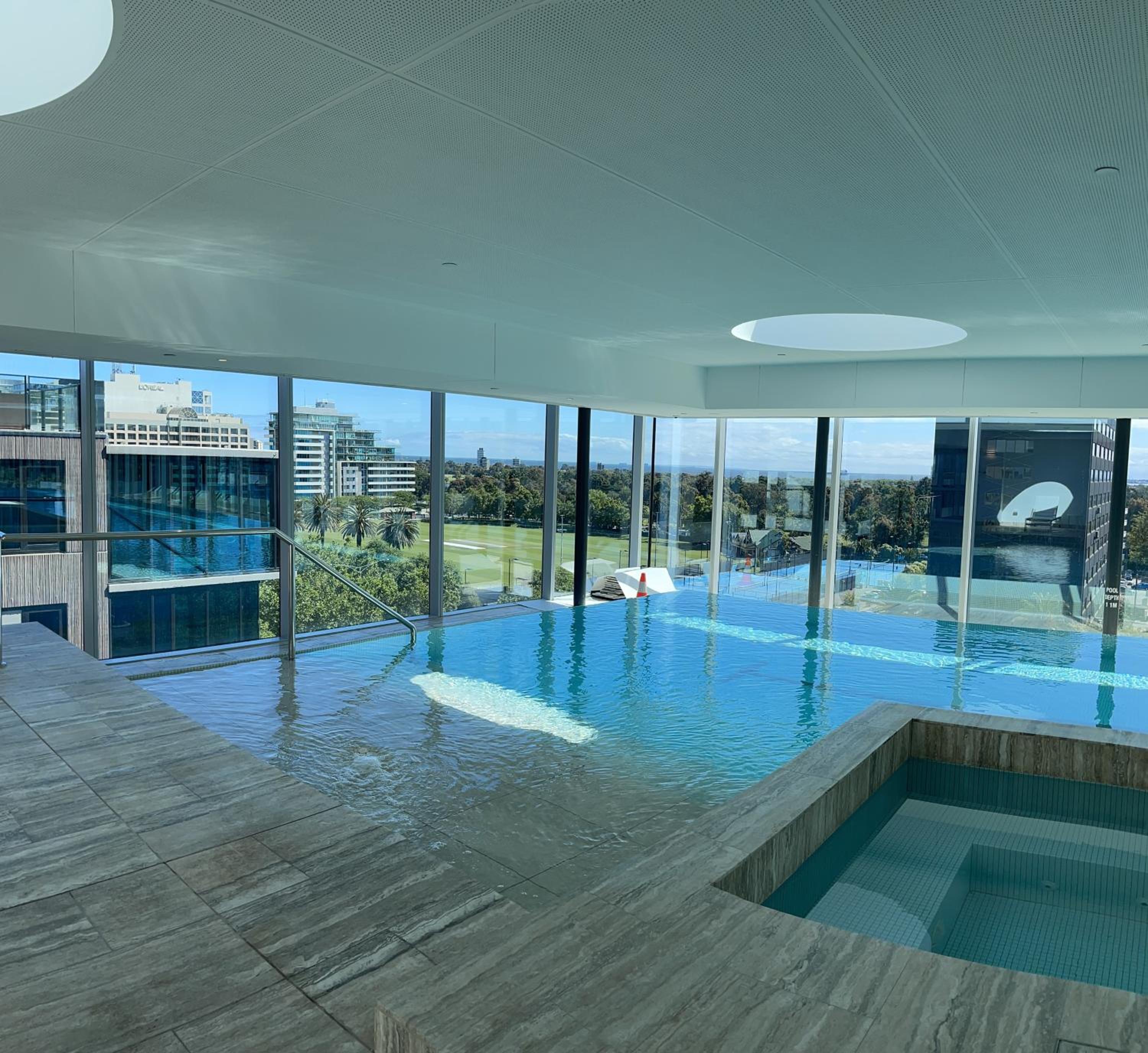 The Fawkner Apartment Bay-view pool/Gym Free Parking