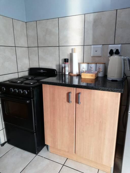 Cosy apartment with secure parking