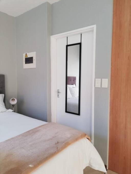 Cosy apartment with secure parking