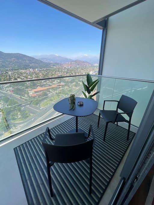 Luxury apartment 33th floor luxury district