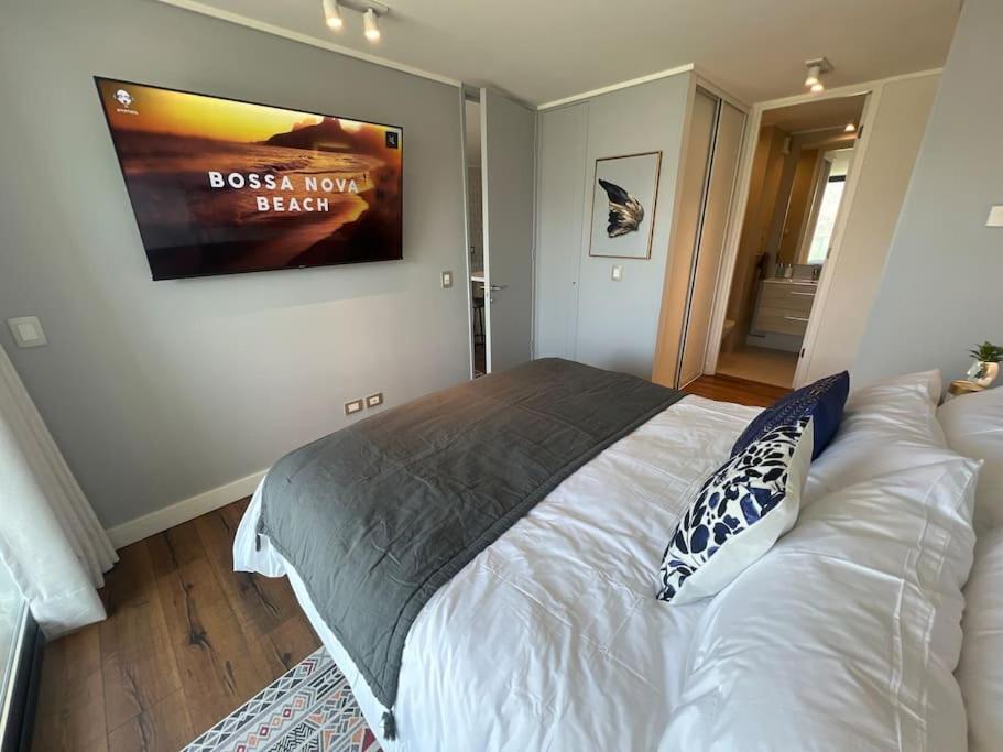 Luxury apartment 33th floor luxury district