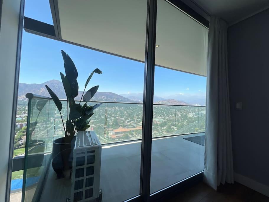 Luxury apartment 33th floor luxury district