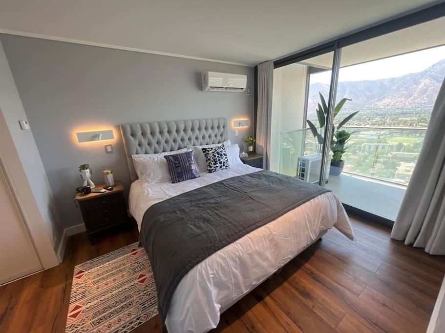 Luxury apartment 33th floor luxury district