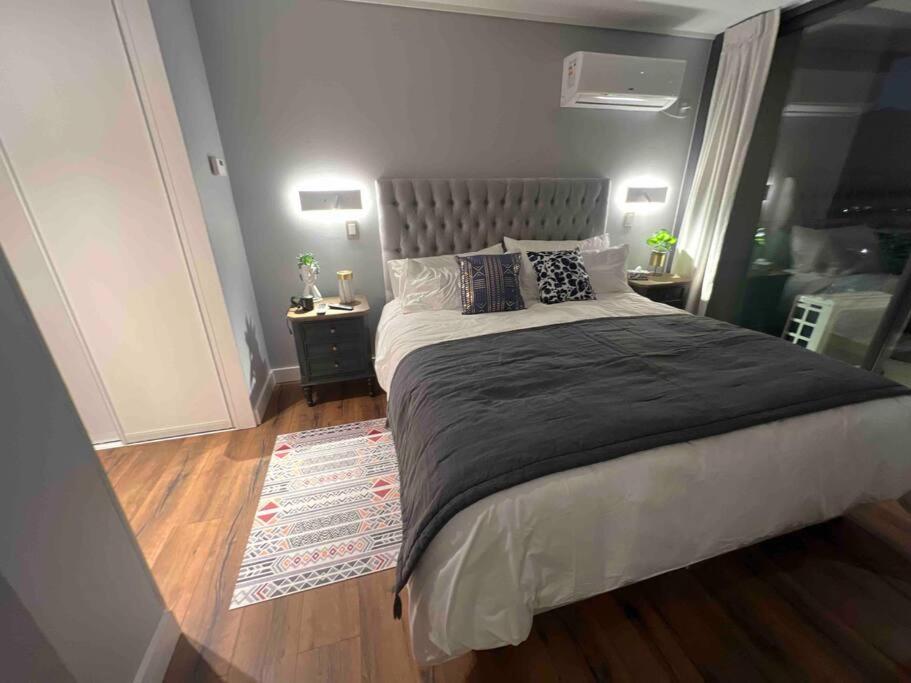 Luxury apartment 33th floor luxury district