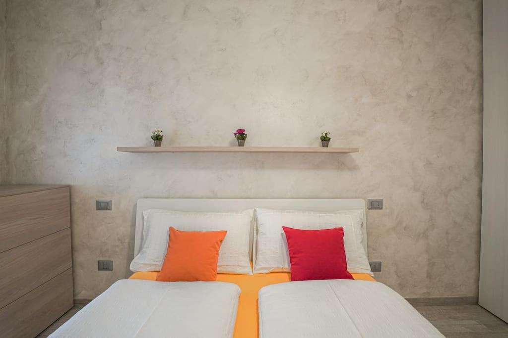 Modern Apartment on the Mt.Baldo & Garda Lake view 2