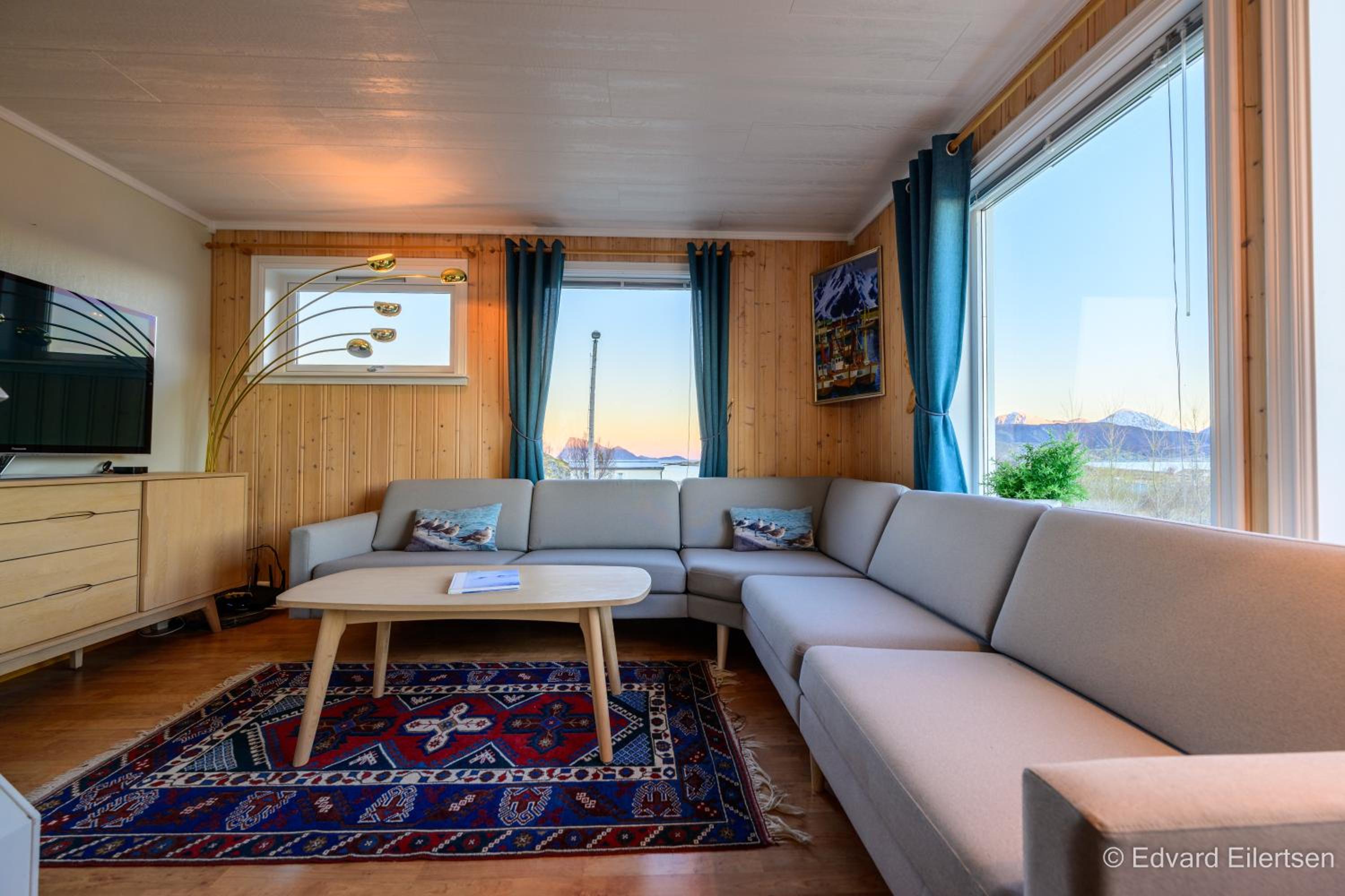Cozy house on Sommarøy view 2