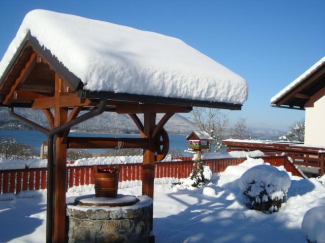 Prenočišča Jezero view 2