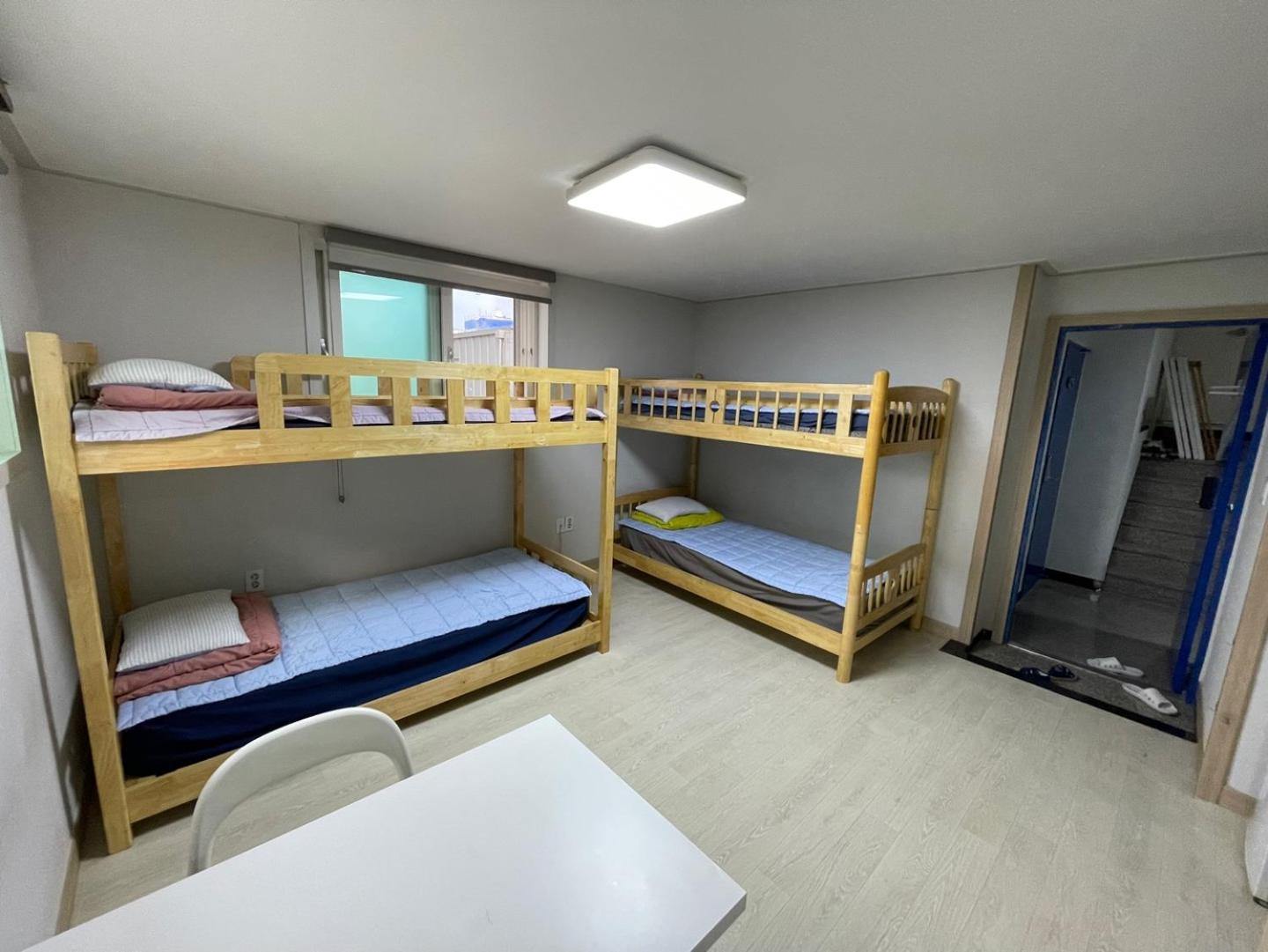 Twin Rabbit Guesthouse