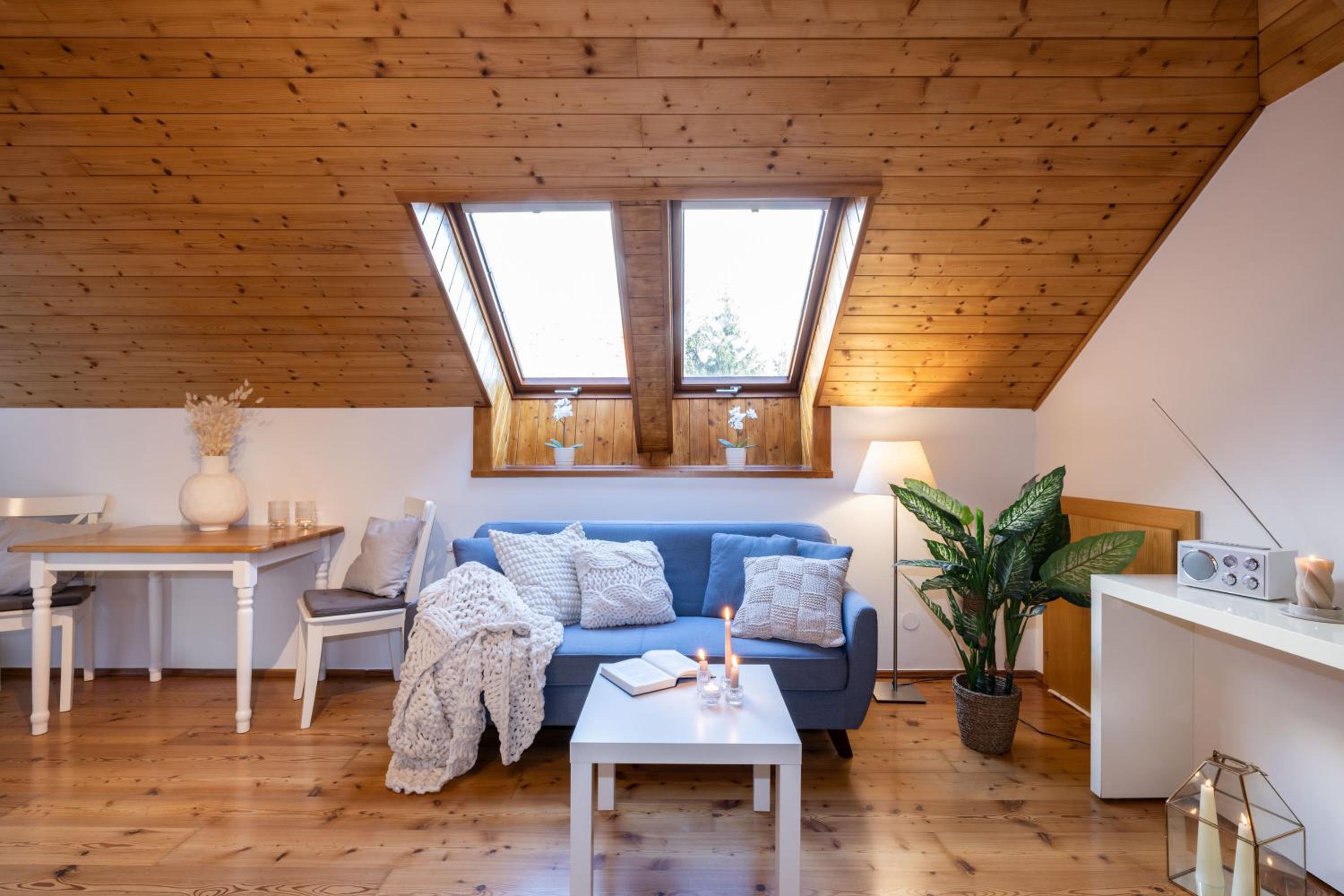 Landhaus Wulfenia - APARTMENT KLAGENFURT - Private Sauna, Smart-TV, Air Conditioning, Free Parking
