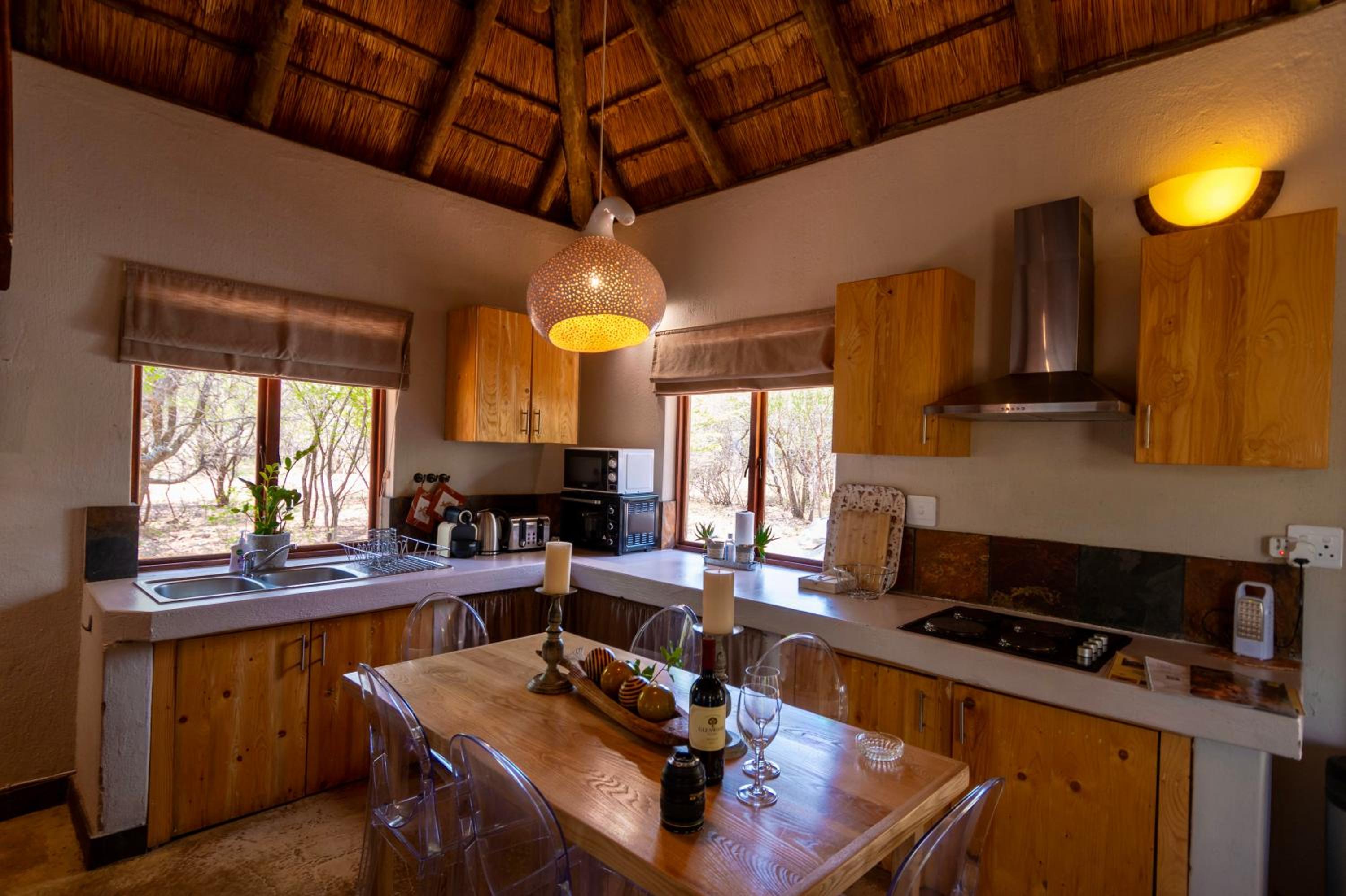 Giraffe Lodge