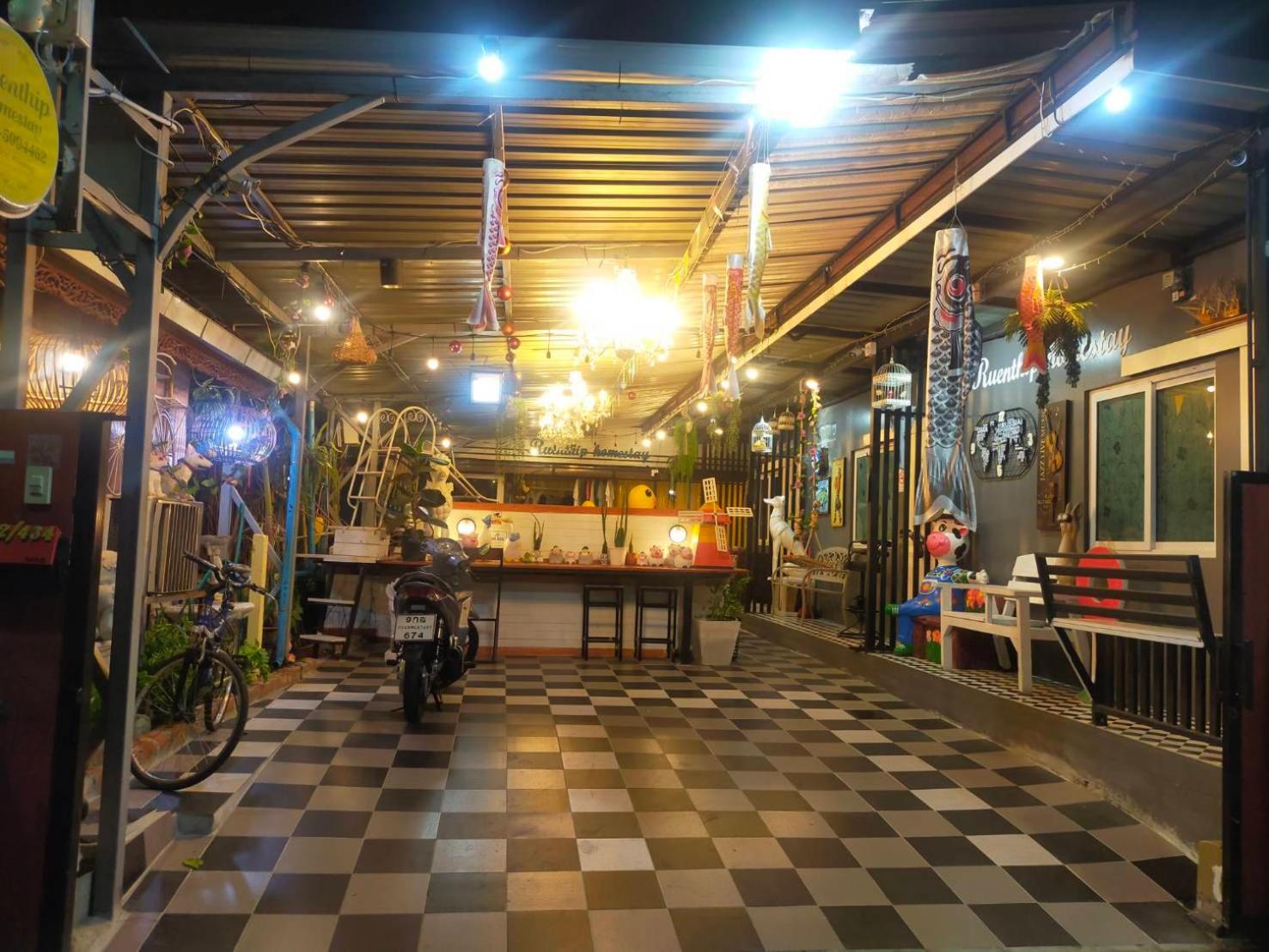 Ruenthip Homestay