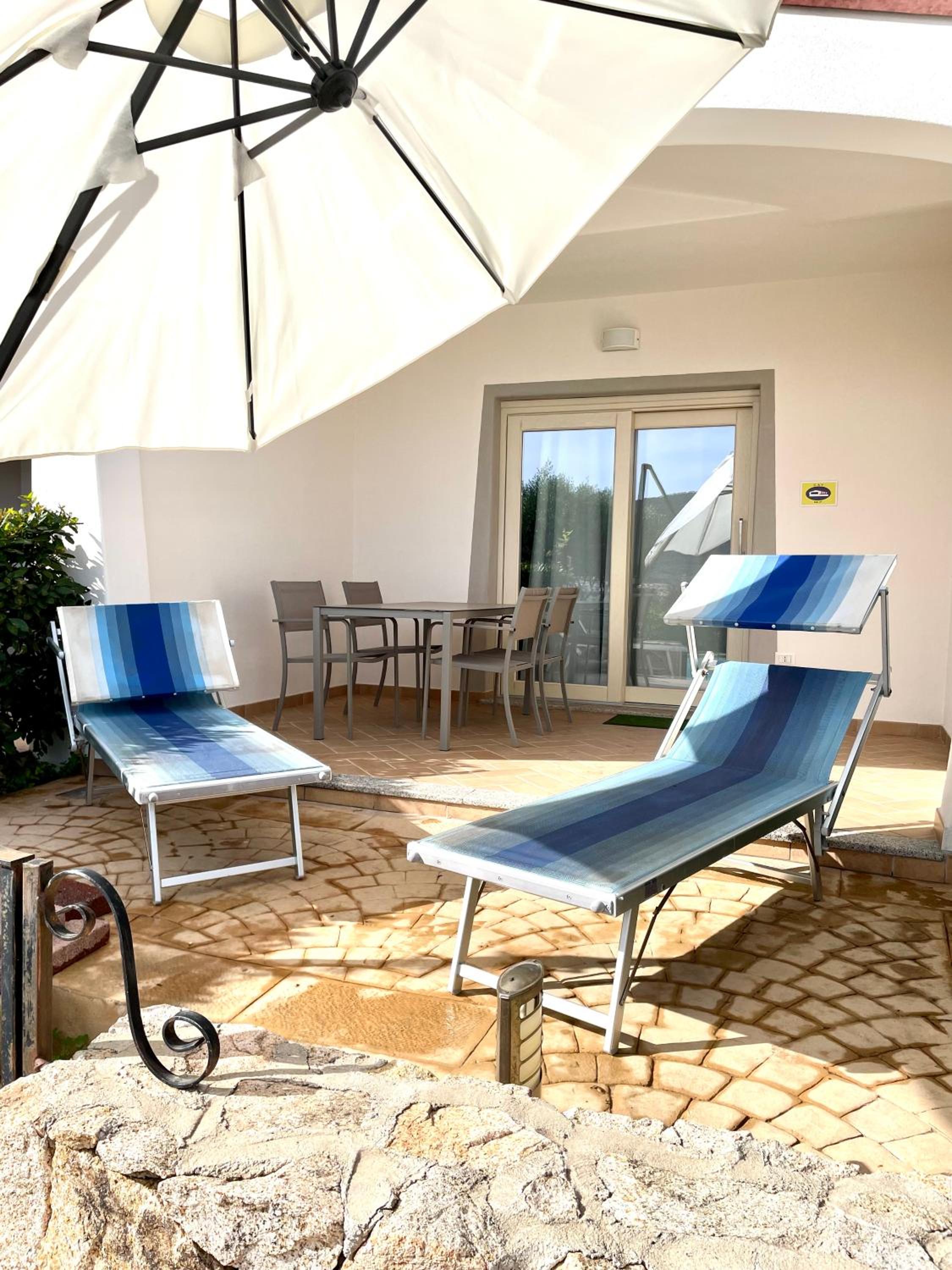Mediterranean Sea Shell Pool House view 2