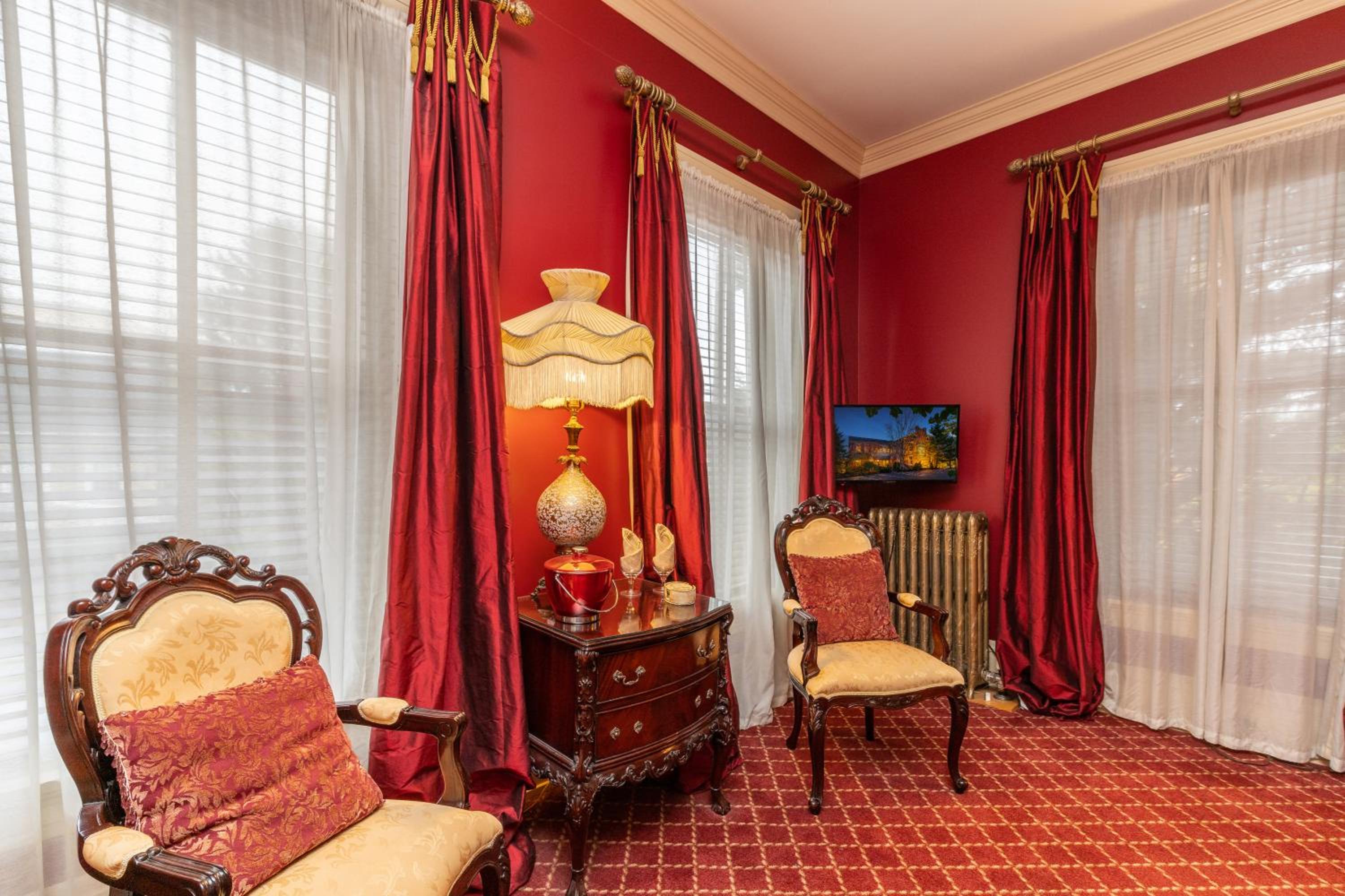 The Londonderry Inn