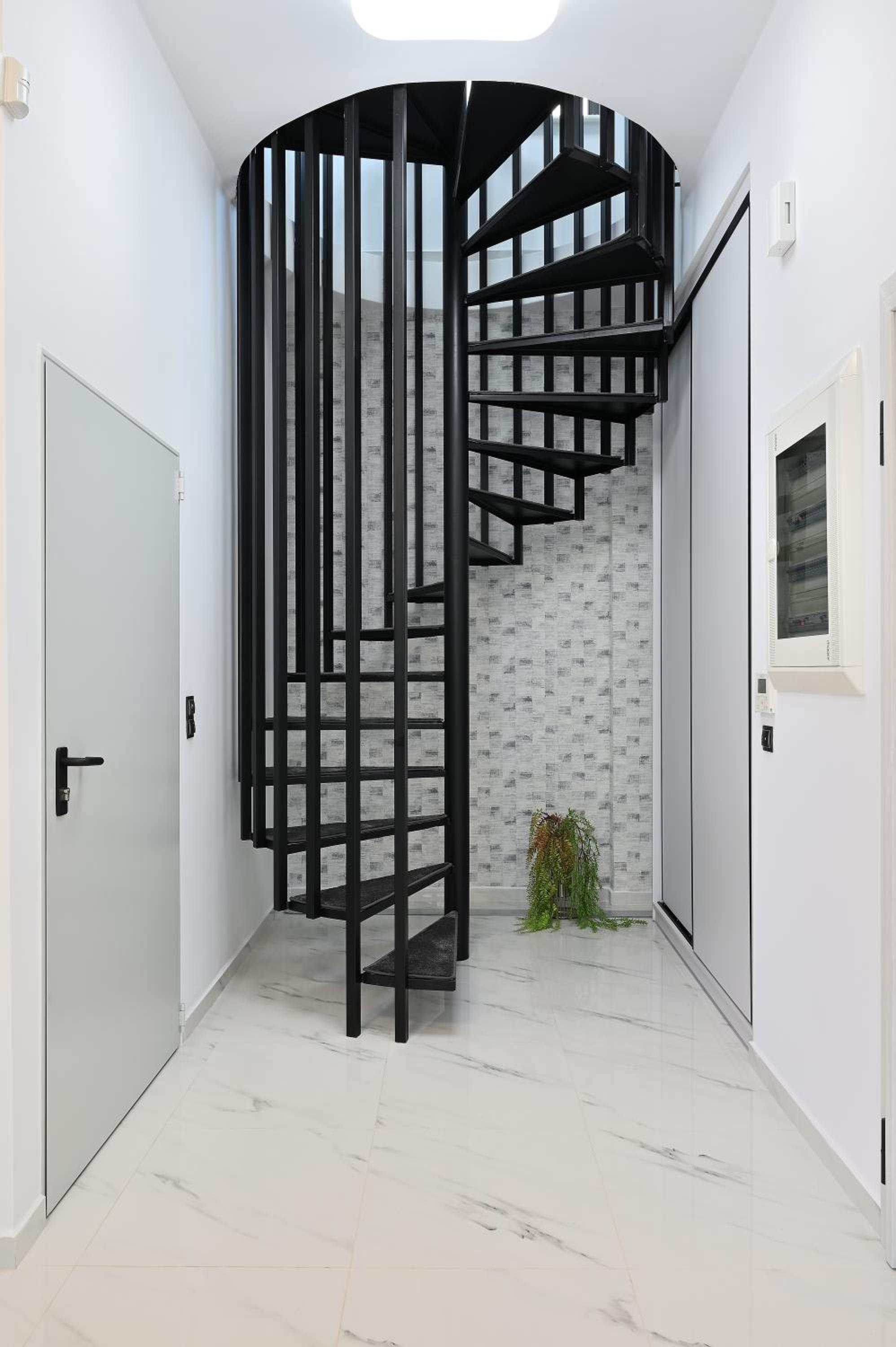 The Lop Athens Holidays Luxury Suites