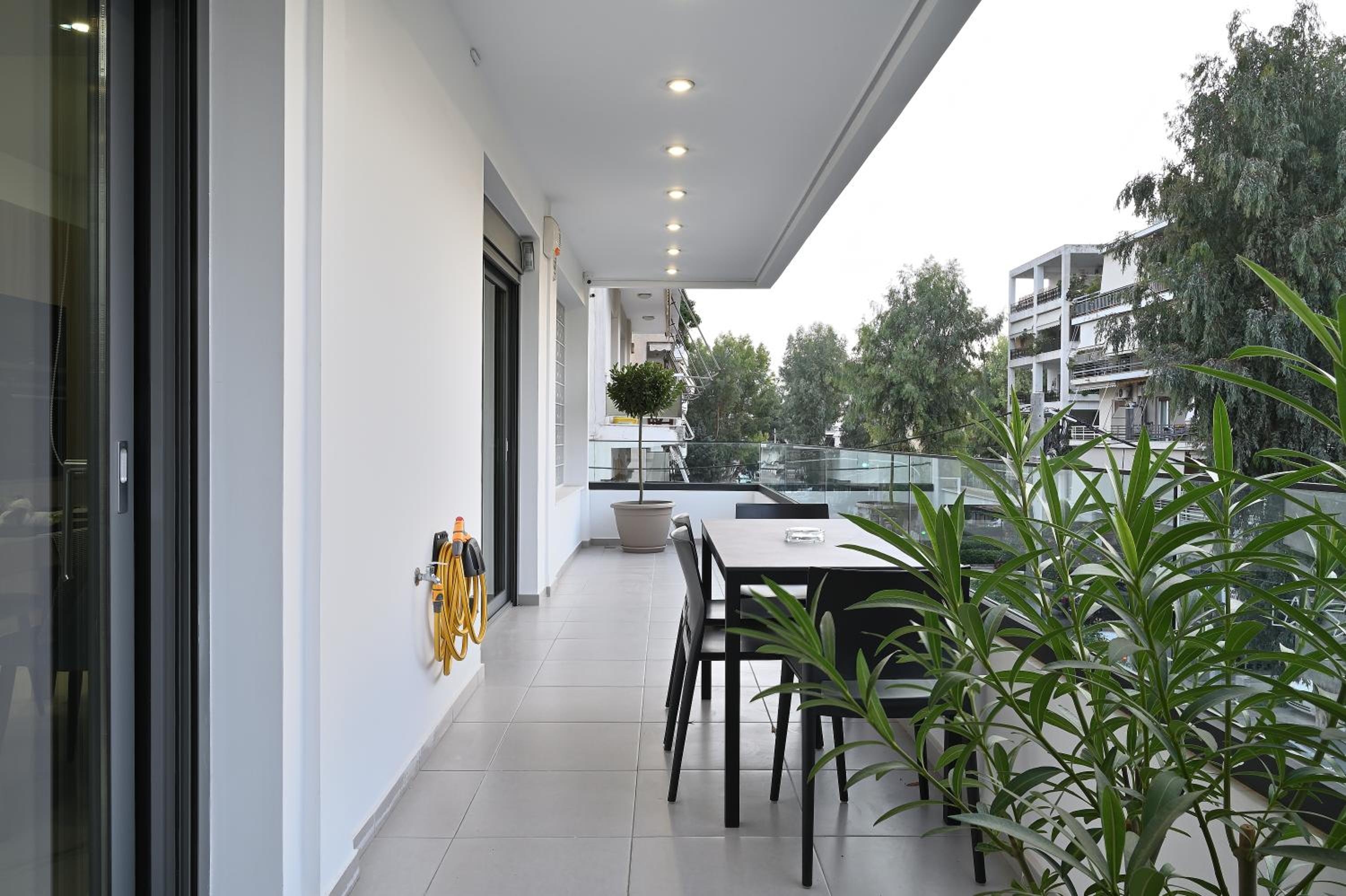 The Lop Athens Holidays Luxury Suites
