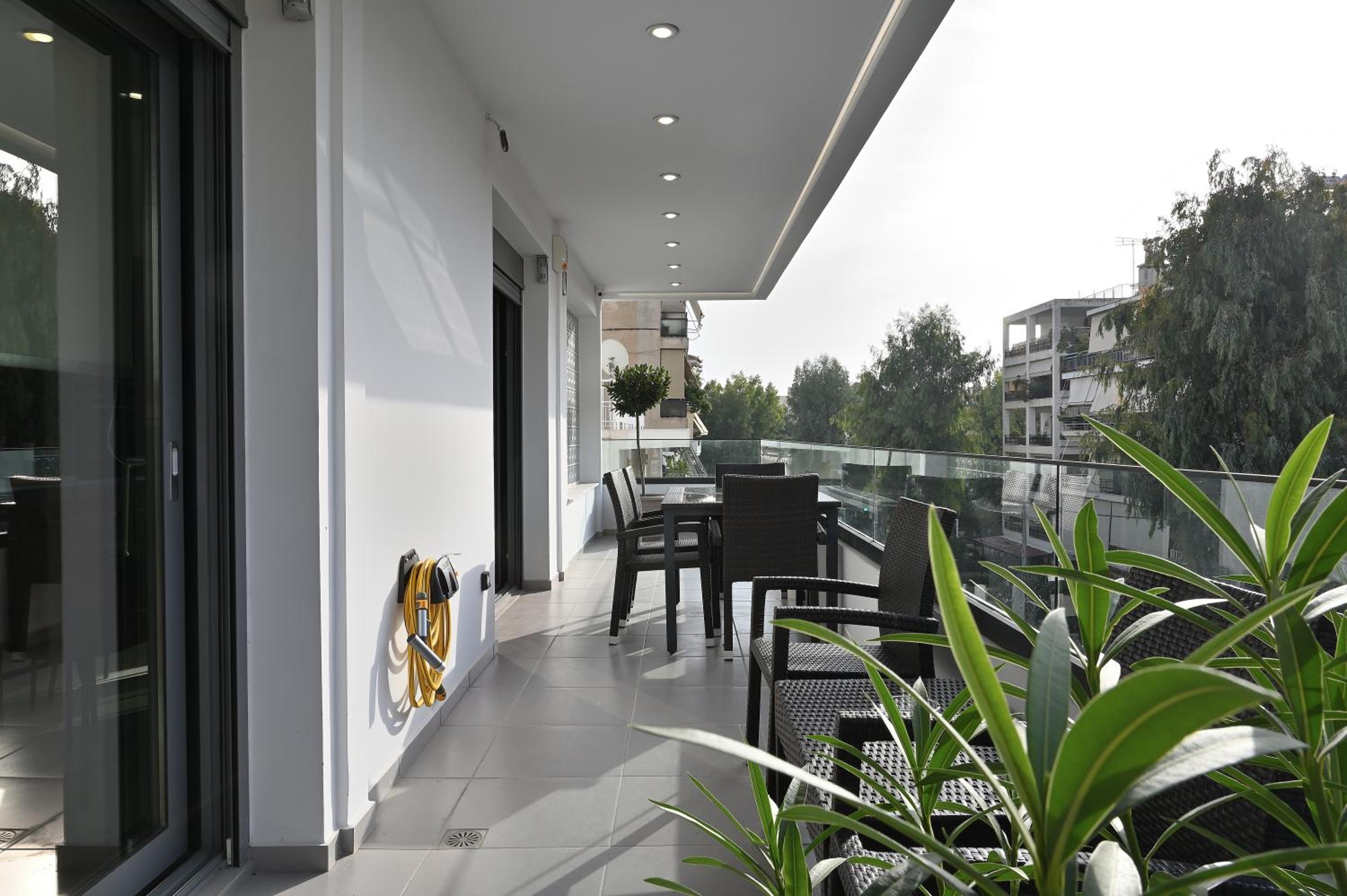 The Lop Athens Holidays Luxury Suites