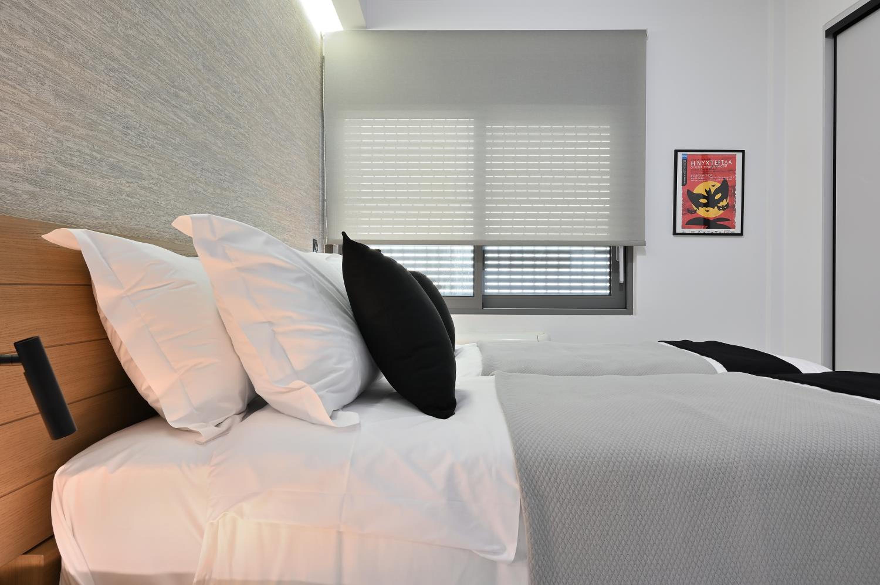 The Lop Athens Holidays Luxury Suites