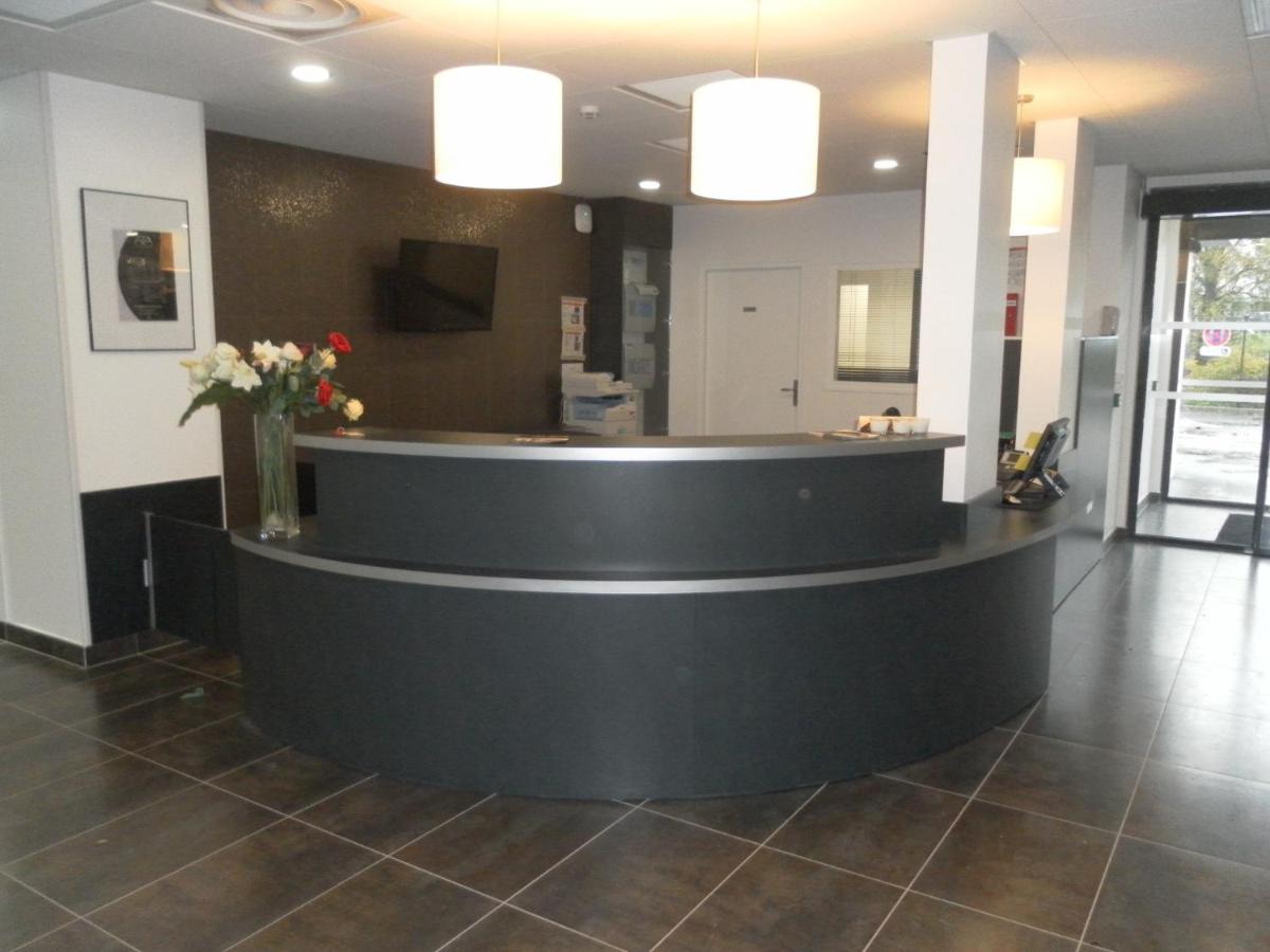 hotel reception