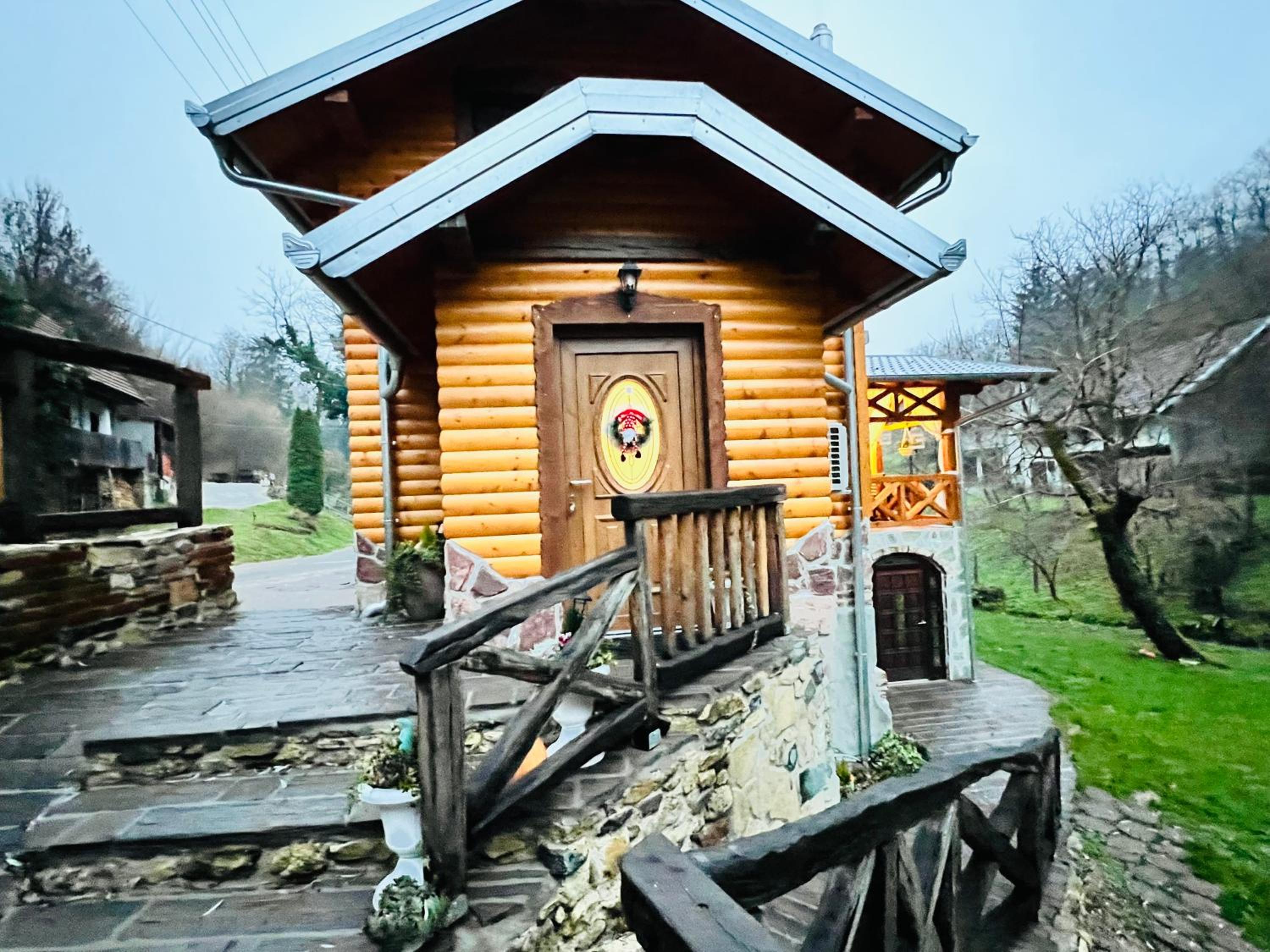 Photo 36