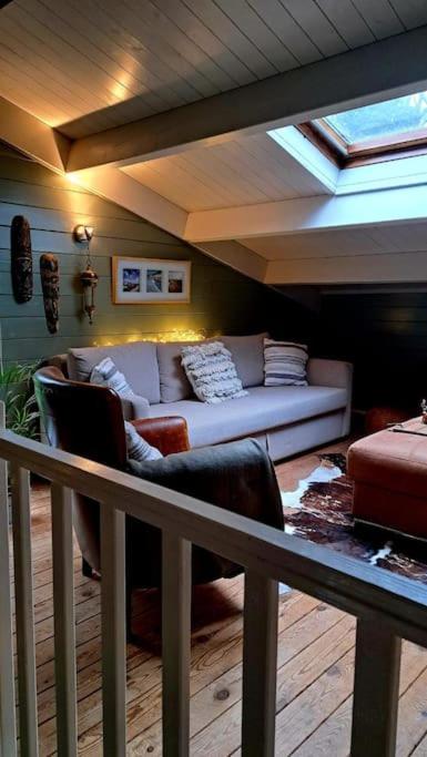 comfortable chalet in a unique location in forest
