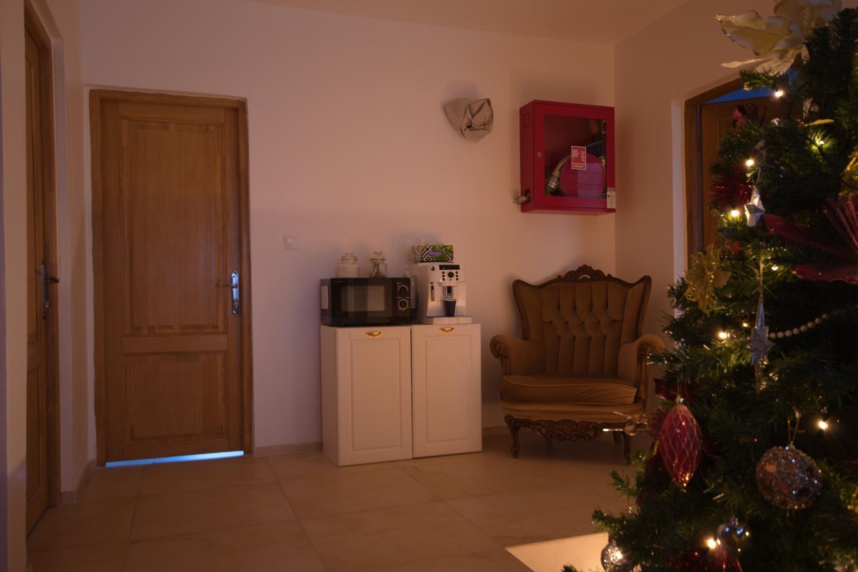 Photo 37