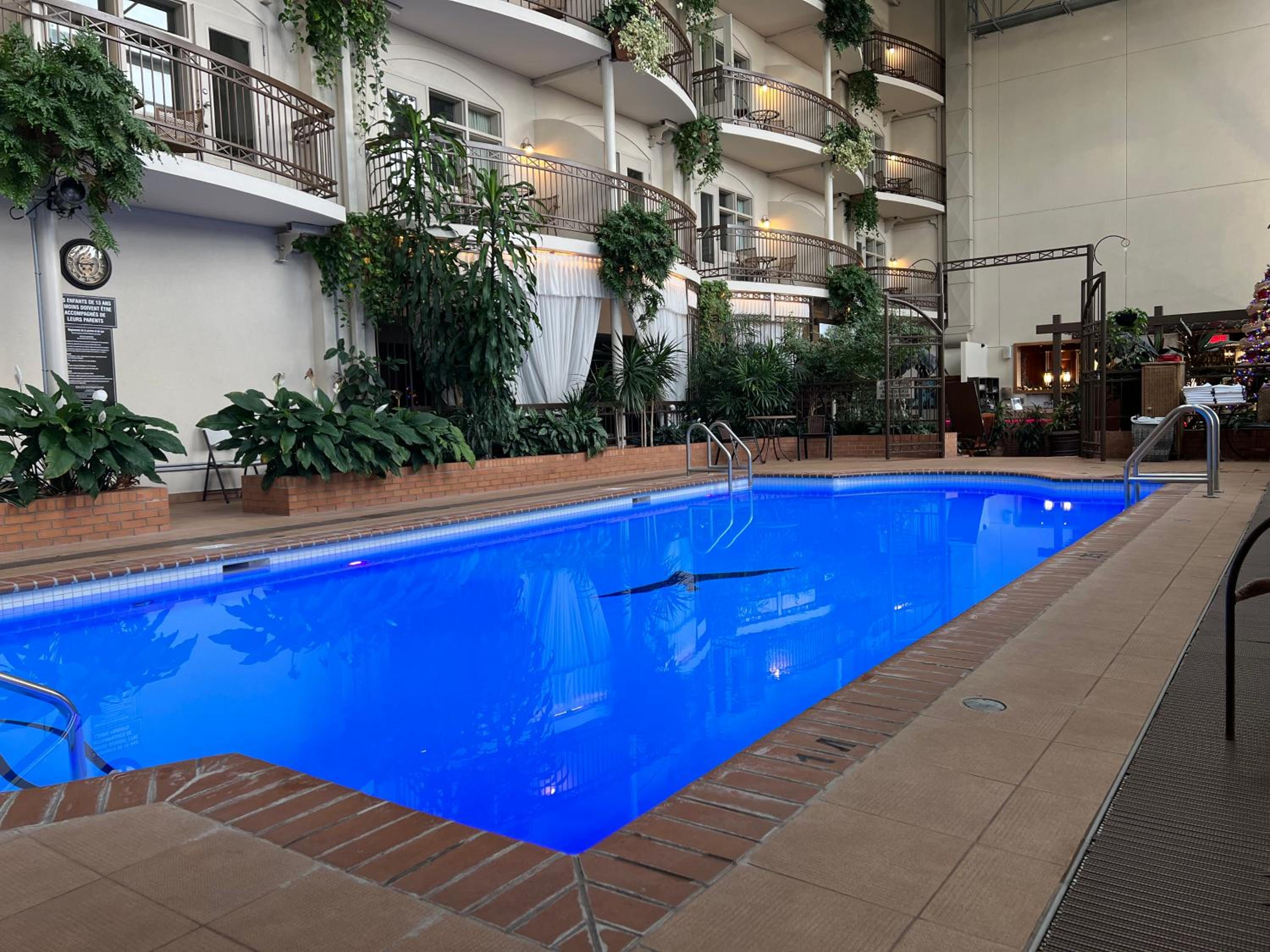 Levis Vacations - Hotel L'Oie des neiges - Property Image 3