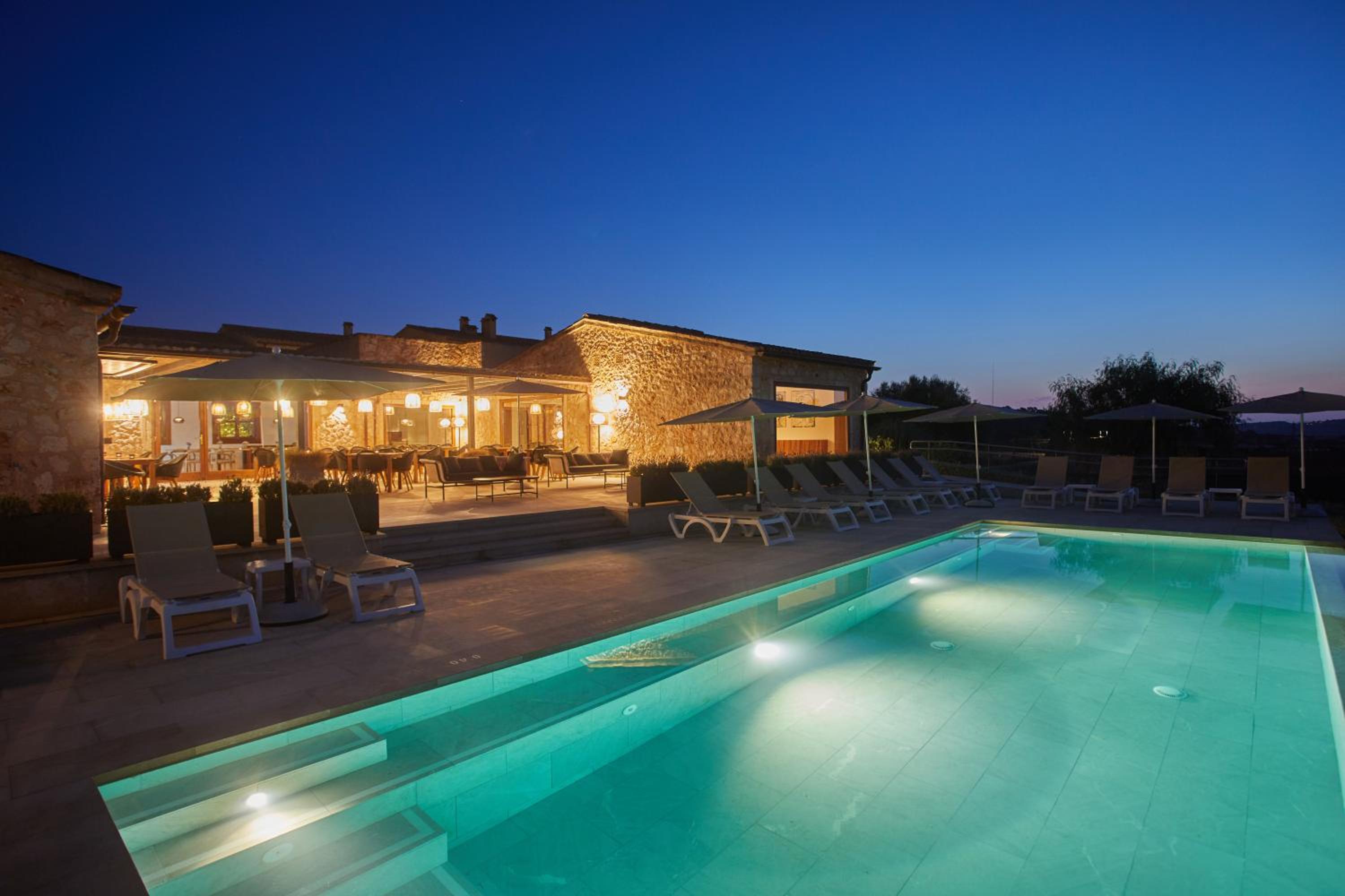Hotel Rural Es Riquers