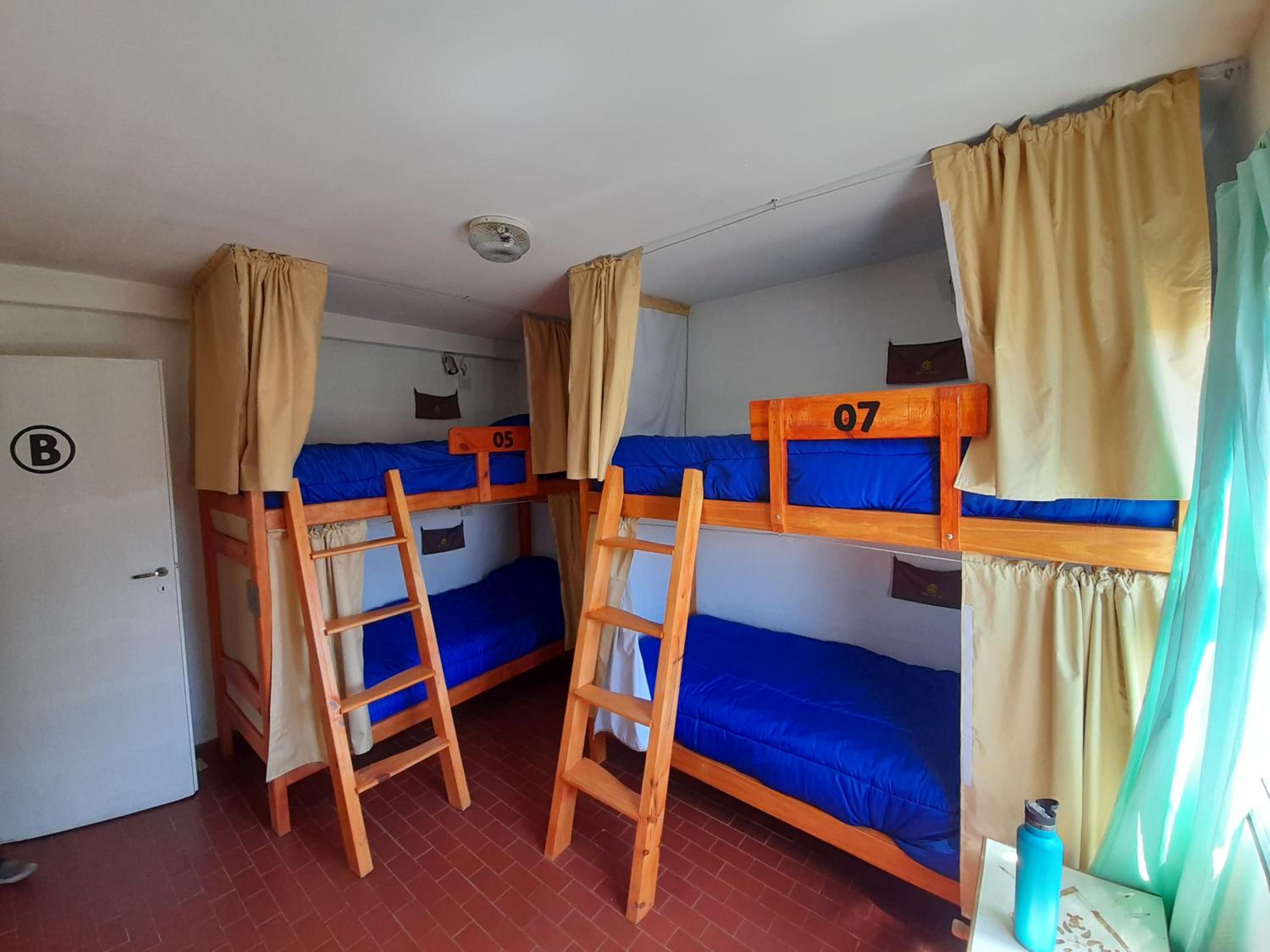 Hostel House 64Bigüa
