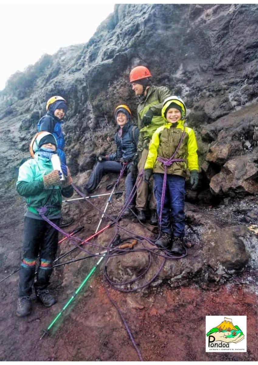 Hotel Hospedaje Pondoa - Baños de Agua - Image 1