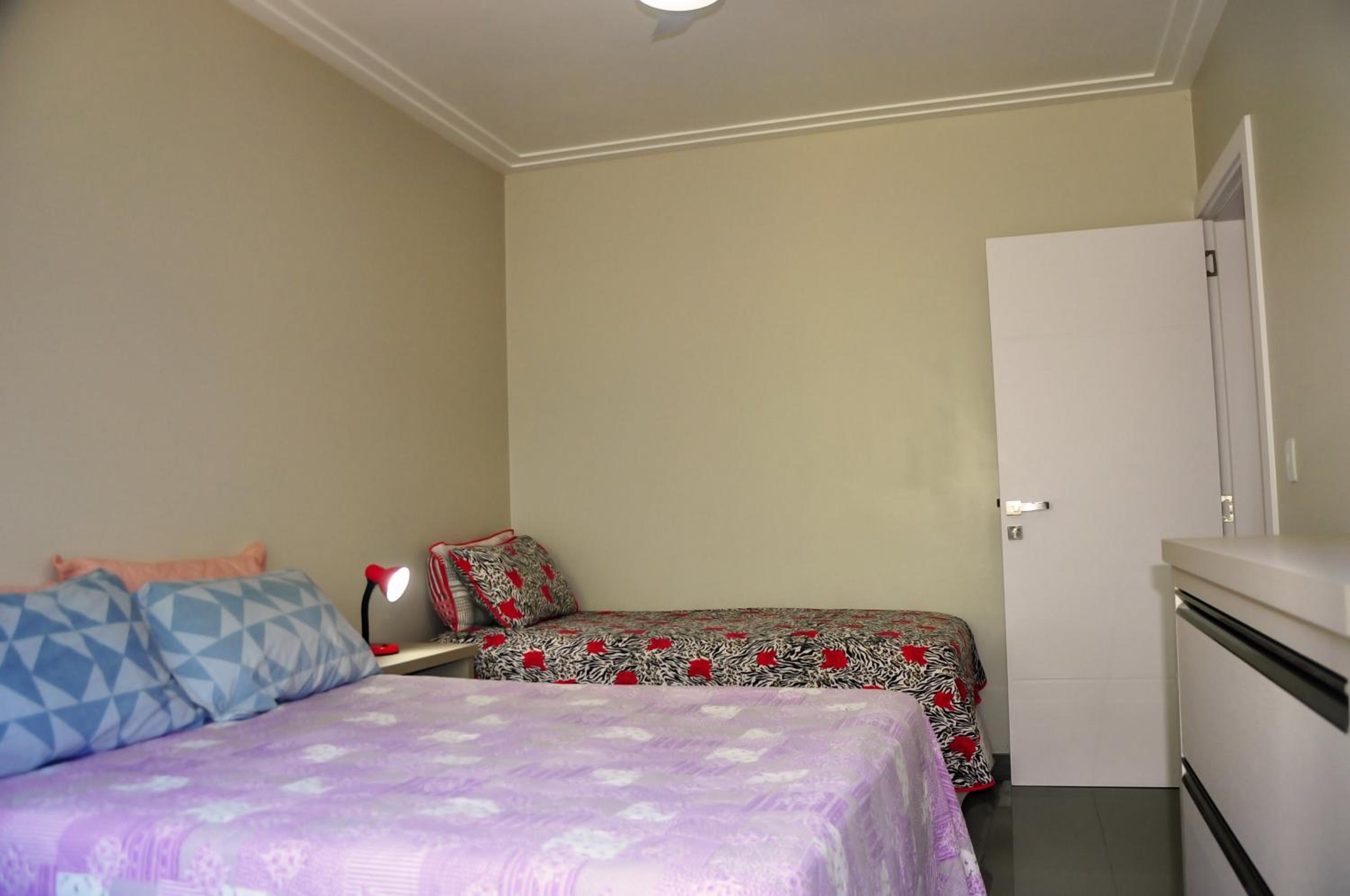 Casa Com Três Dormitórios Pertinho Do Mar Em Capão Da Canoa