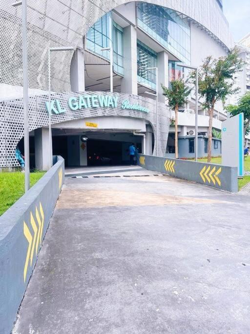 PROMO Connected train 2 Bedroom (ABOVE MALL) 20