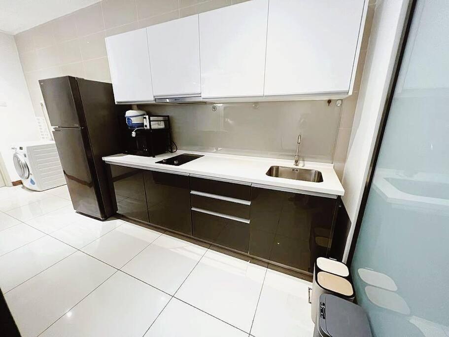 PROMO Connected train 2 Bedroom (ABOVE MALL) 20