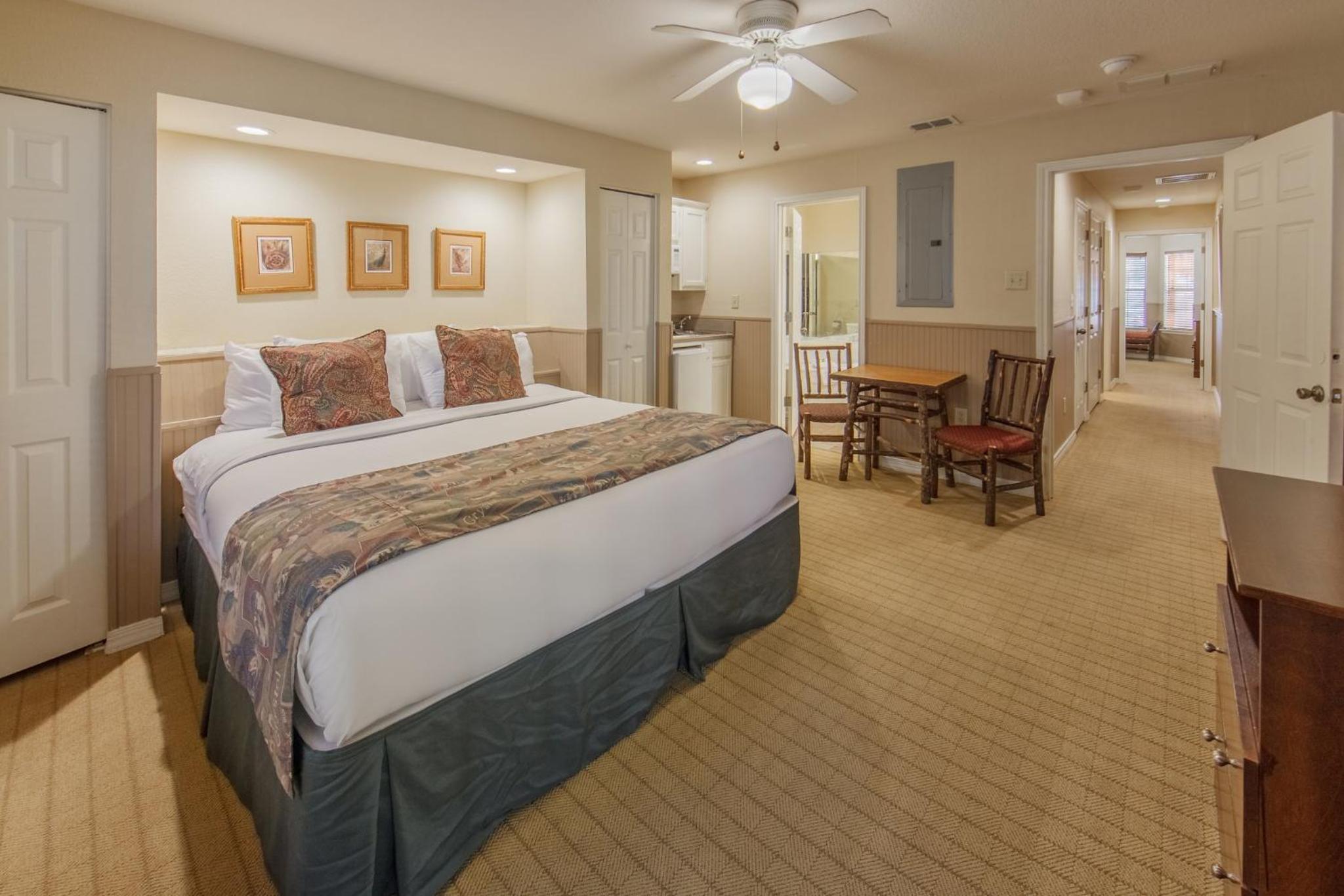 Flint Vacations - Holiday Inn Club Vacations Villages Resort at Lake Palestine - Property Image 43