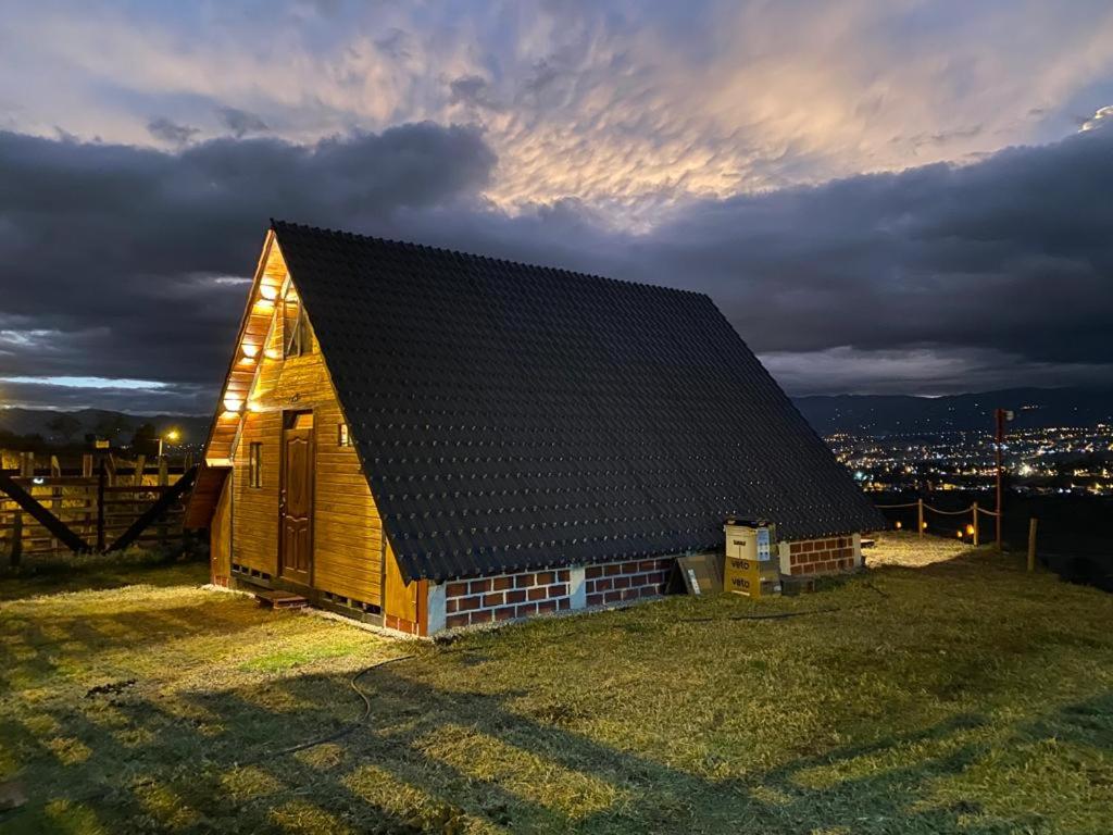 Alpina Glamping en Latacunga view 5