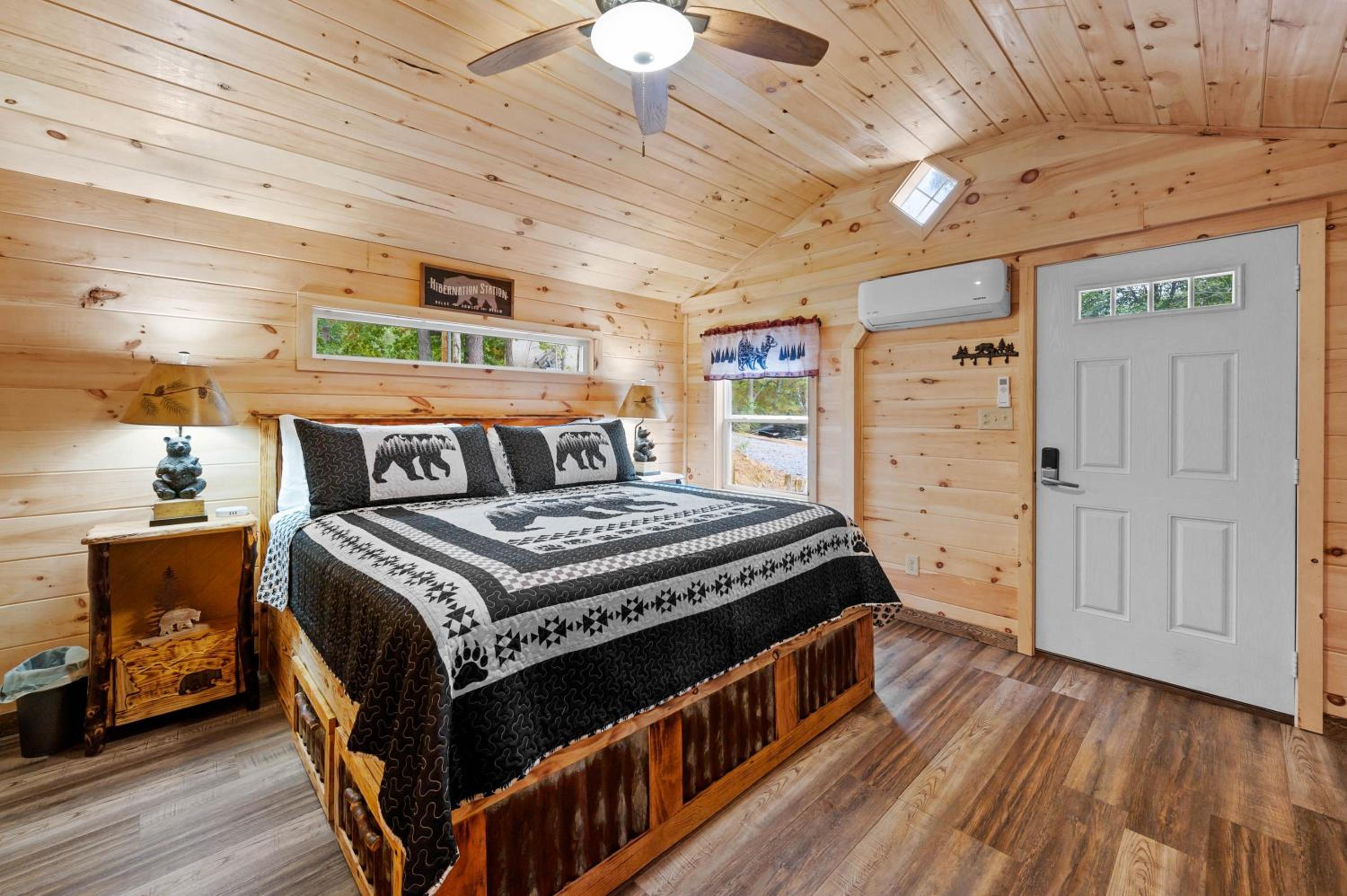 Cozy Cabins of Cosby view 5