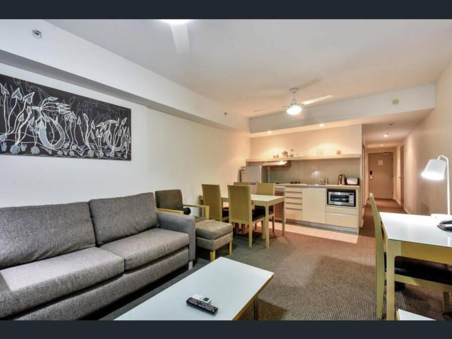 Pandanas Apt 3 (Darwin CBD, Harbour views)