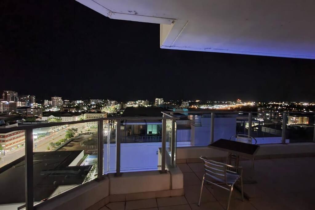 Pandanas 15th floor (Water, City & Sunset views)