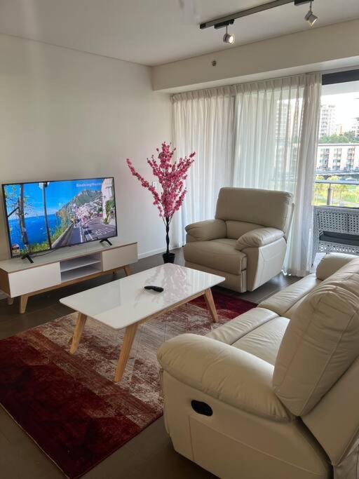 Luxury Waterfront Stay 1bdr (breathtaking Views)