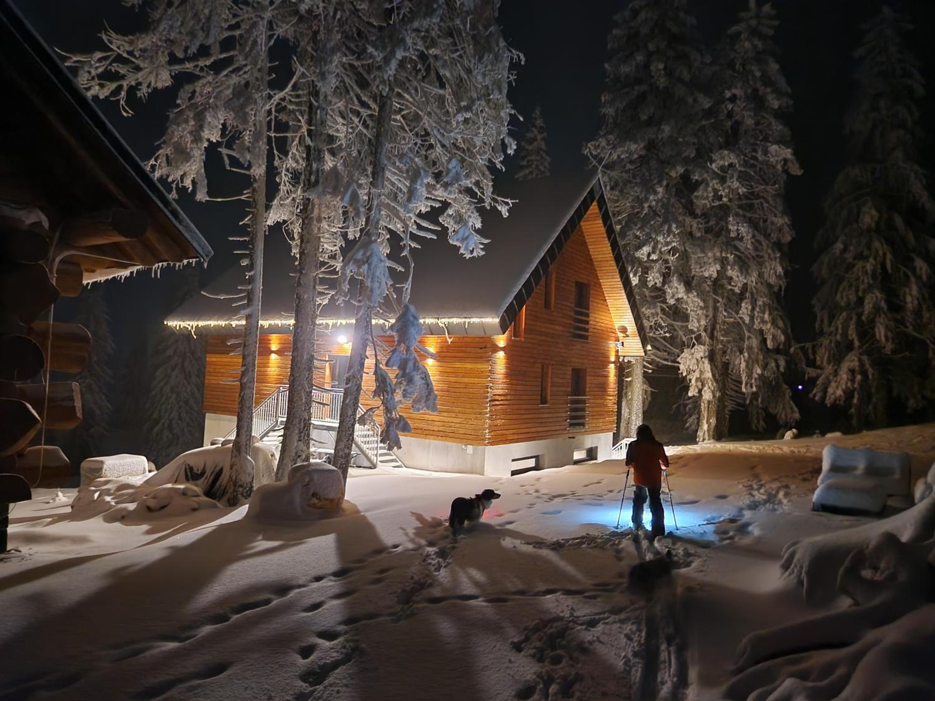 Hotel Aparthaus PINIA - Martinské hole - Image 1