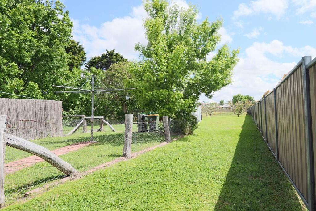 The Early Settler 200 metres from CBD