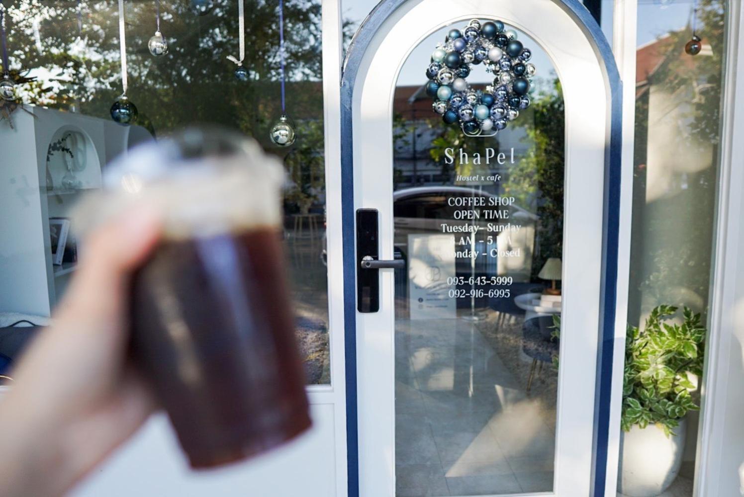 Shapel Hostel and Cafe