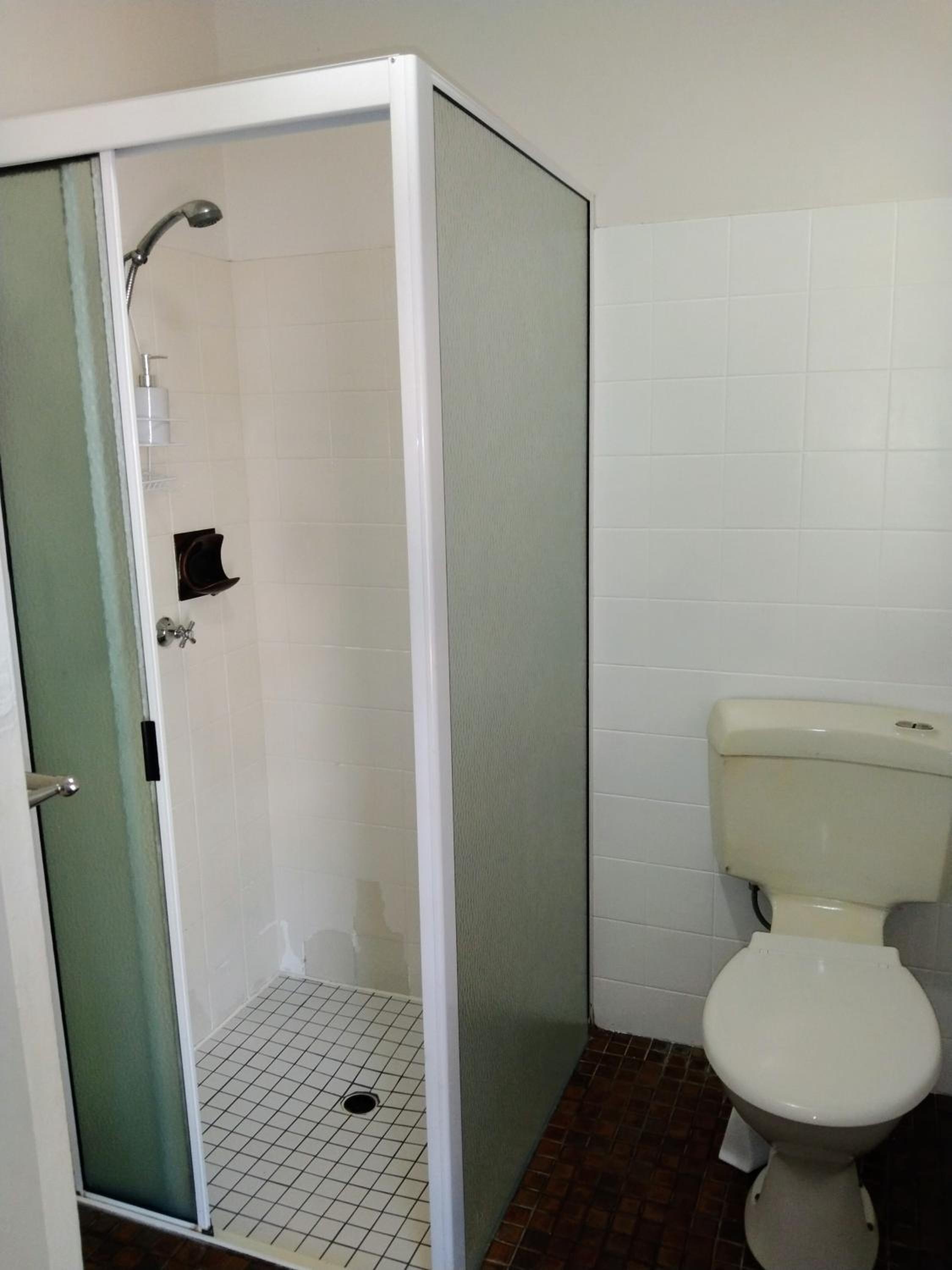 Bargara Beach Motor Inn budget accommodation pet friendly on application - Property Image 6