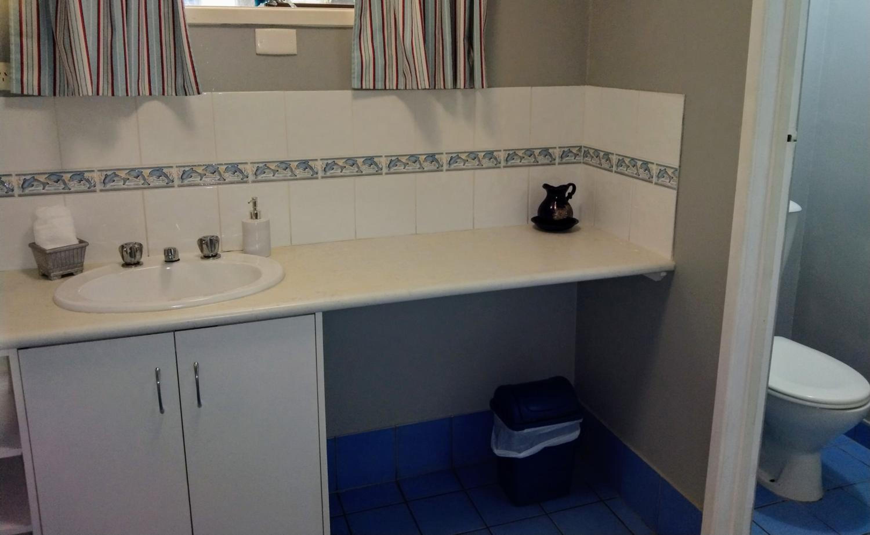 Bargara Beach Motor Inn budget accommodation pet friendly on application - Property Image 11